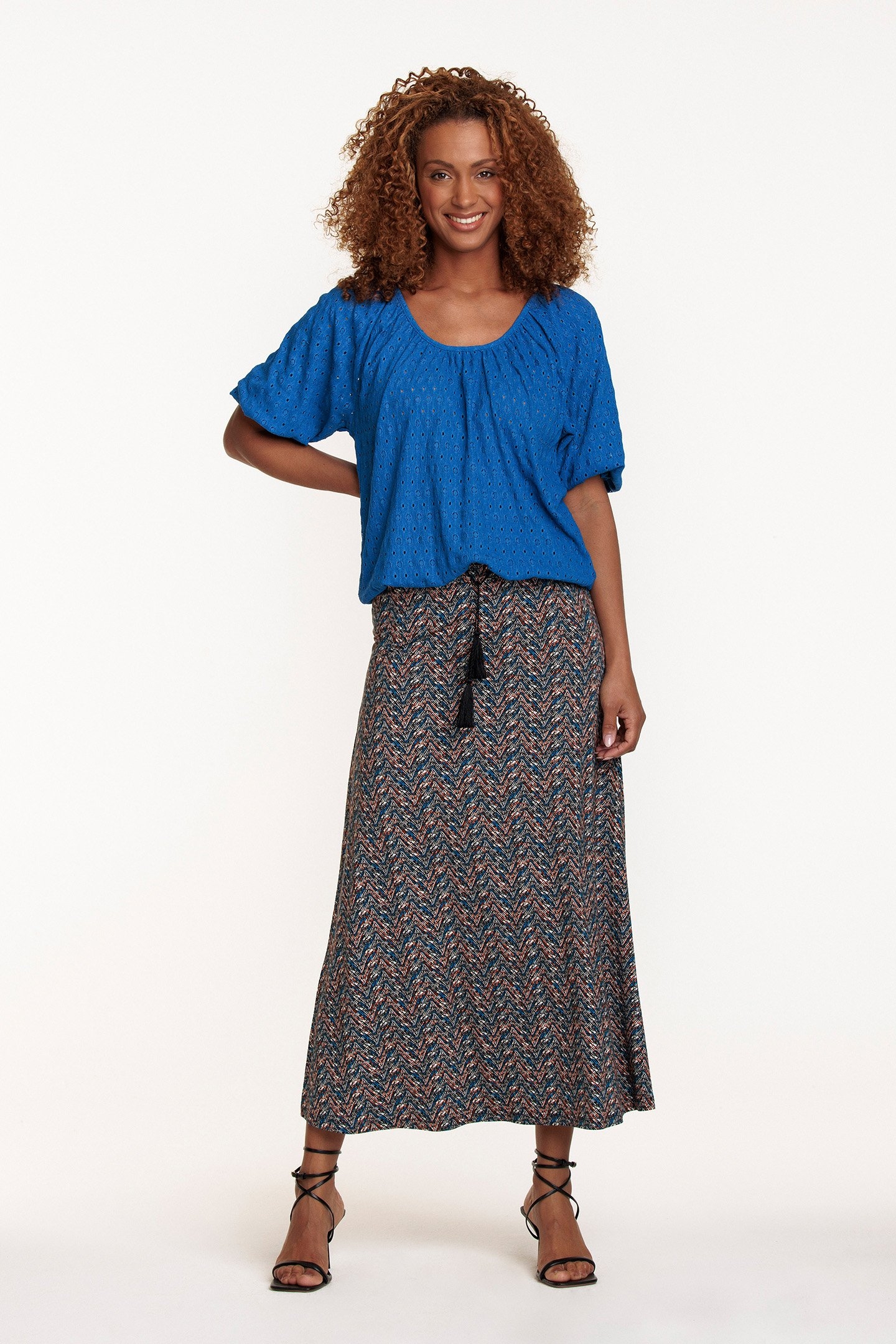 SKIRT MAXI CHEVRON STRIPE PRINT BLACKS 1