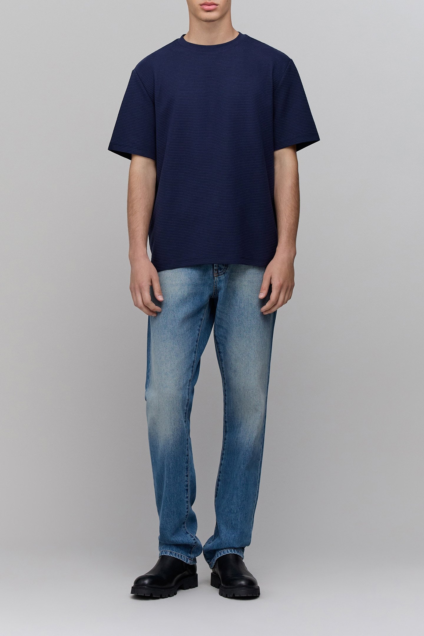 INDIGO SHORT-SLEEVE T-SHIRT WITH TEXTURED STRIPES 3