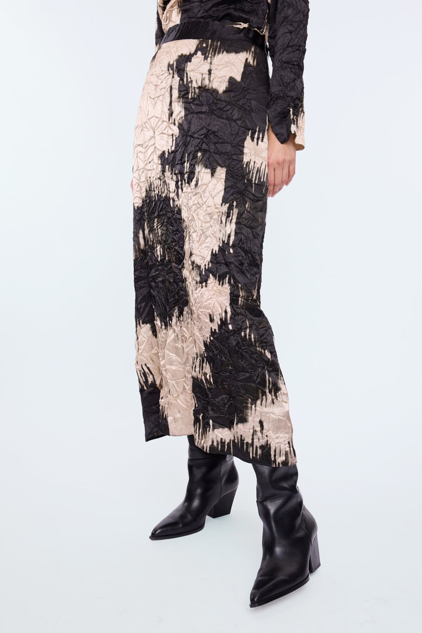 WRINKLE CHAMPAGNE SKIRT CHAMPAGNE/BLACK 1