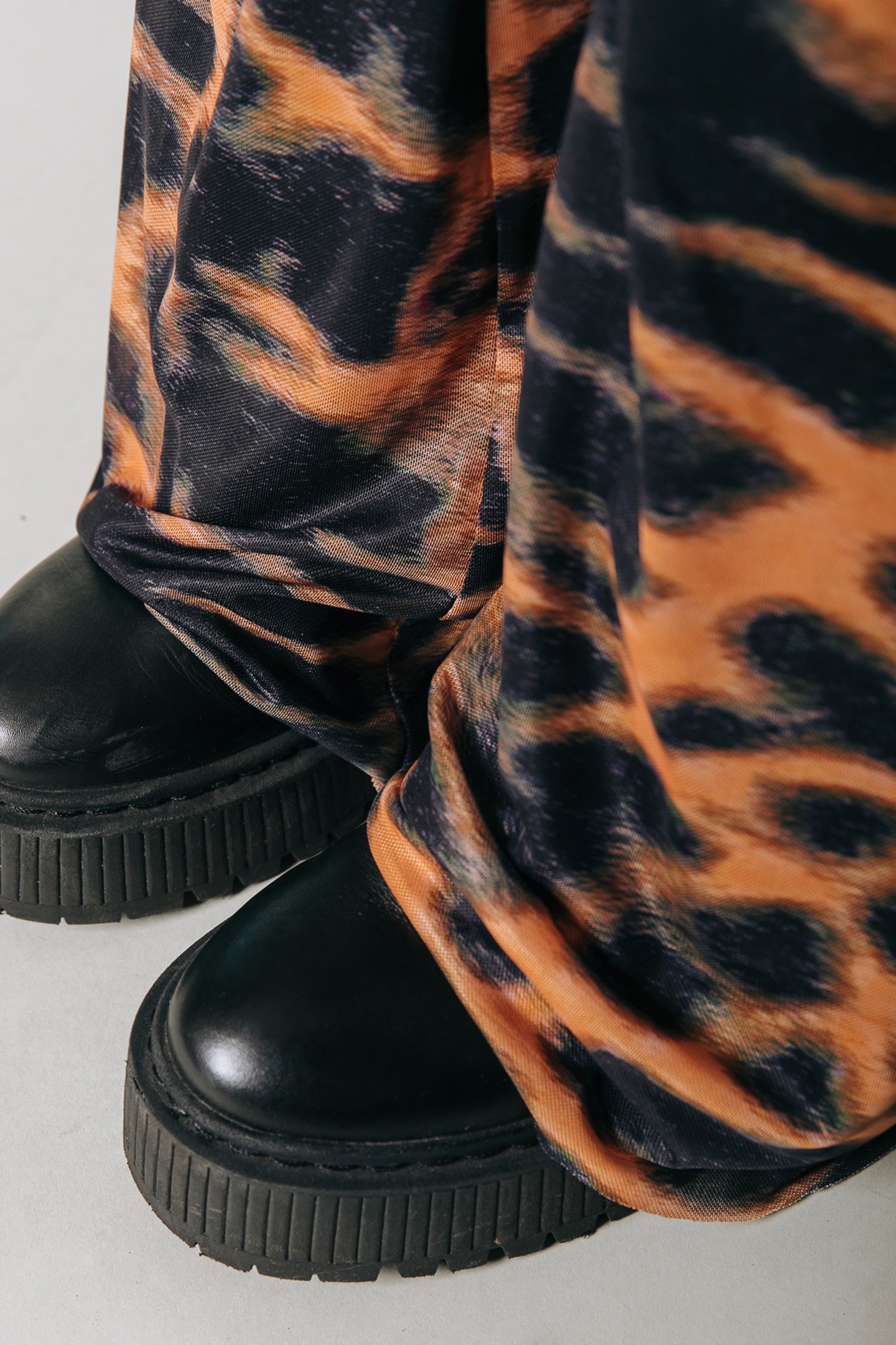 ANIMAL MESH EXTRA FLARE PANTS MANDARIN ORANGE 3