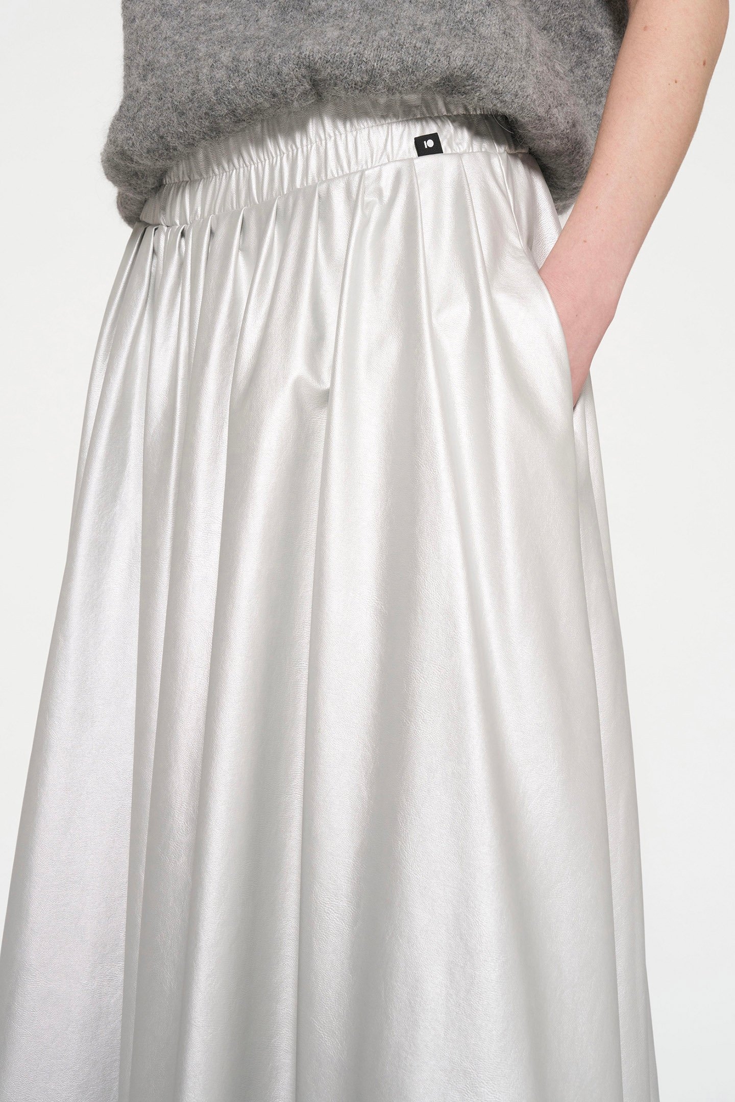 LEATHER LOOK PLEATED SKIRT SILVER 6