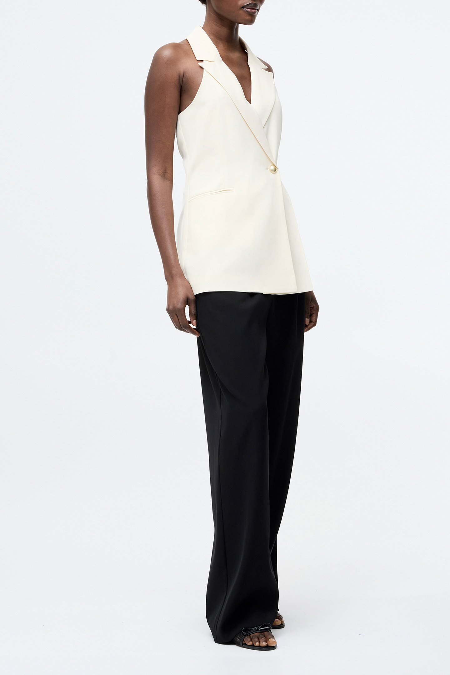 SLEEK TAILORED HALTERNECK SUIT WAISTCOAT CLASSIC CREAM 3