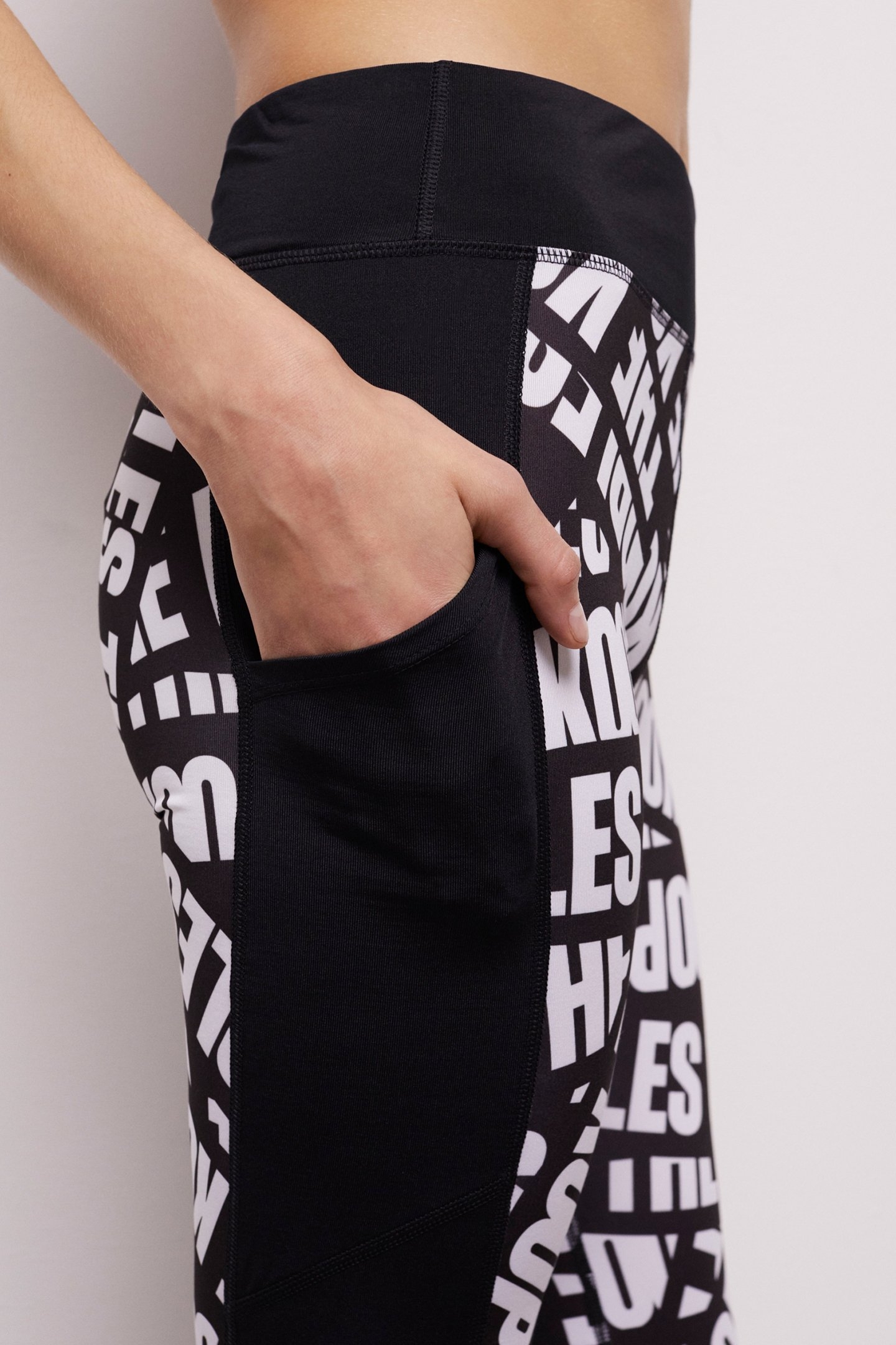 JOGGING BAND LOGO BLACK/WHITE 4