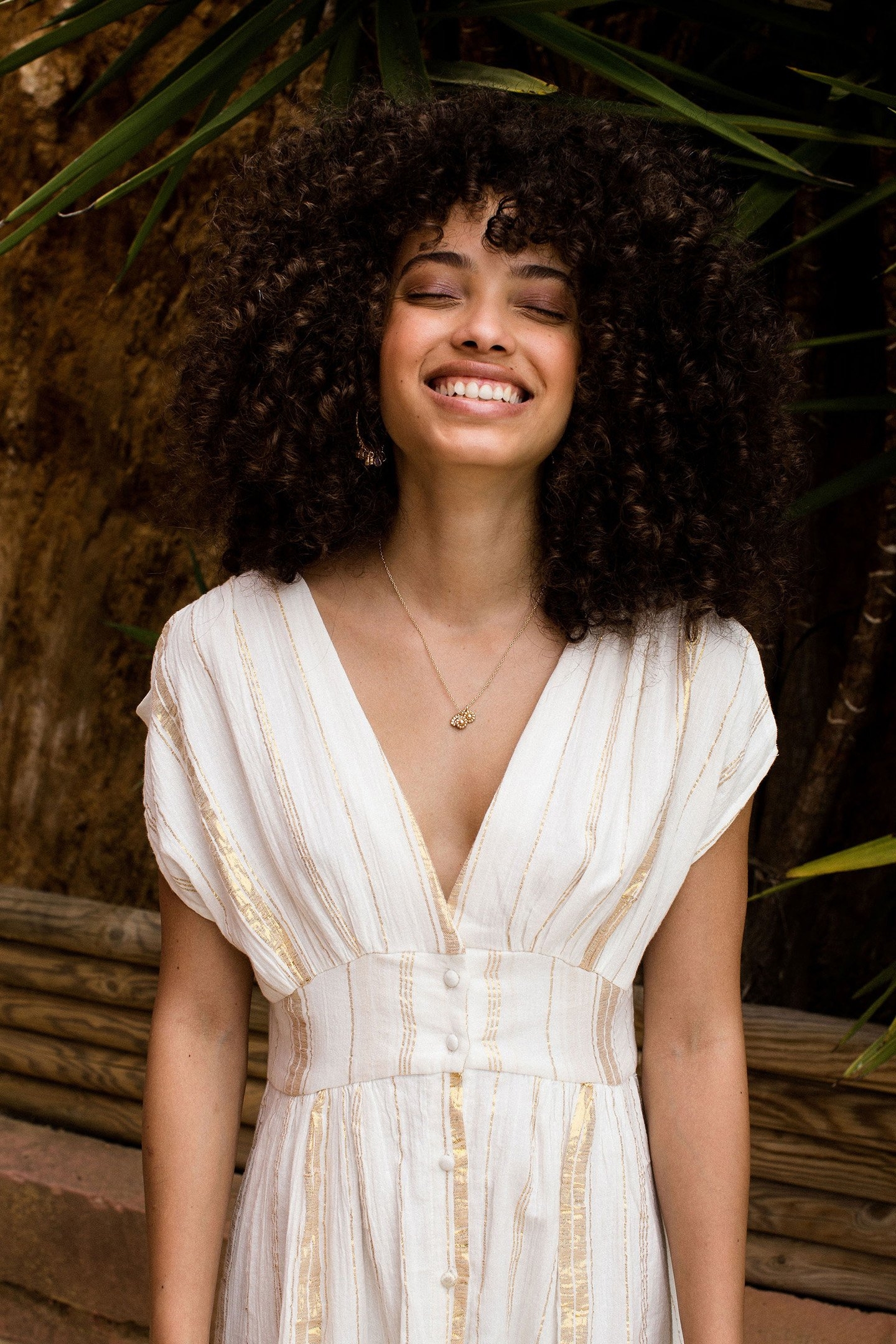 DRESS TYLIA WHITE & GOLD STRIPES 6