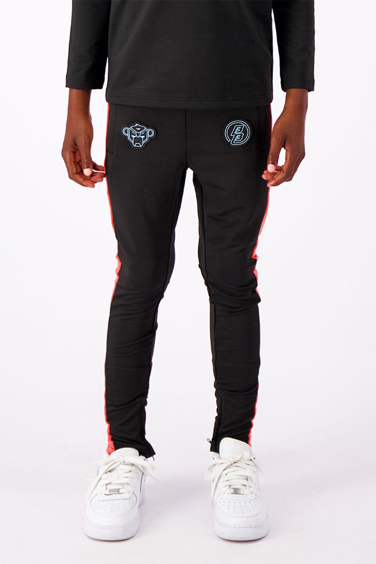 JR. FOOTBALL TRACKPANTS BLACK 1