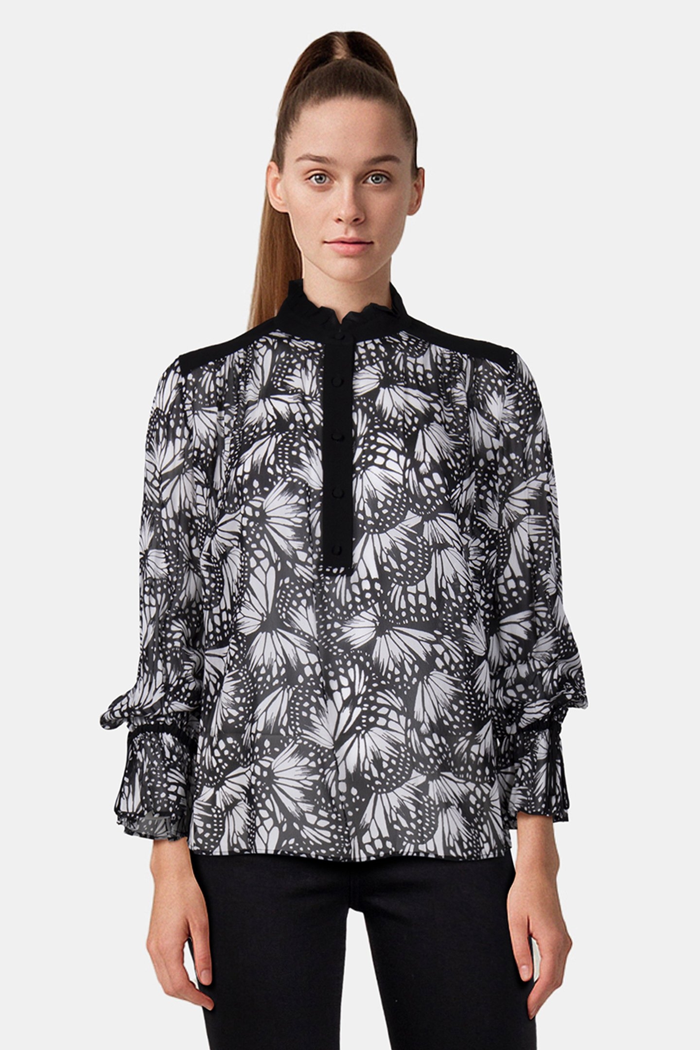 ML BUTTONED TOP WITH RUFFLE AT THE COLLAR BLACK WHITE 1