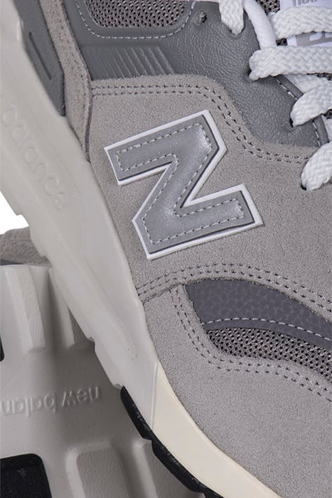 CM997HCA SNEAKERS IN GREY 4