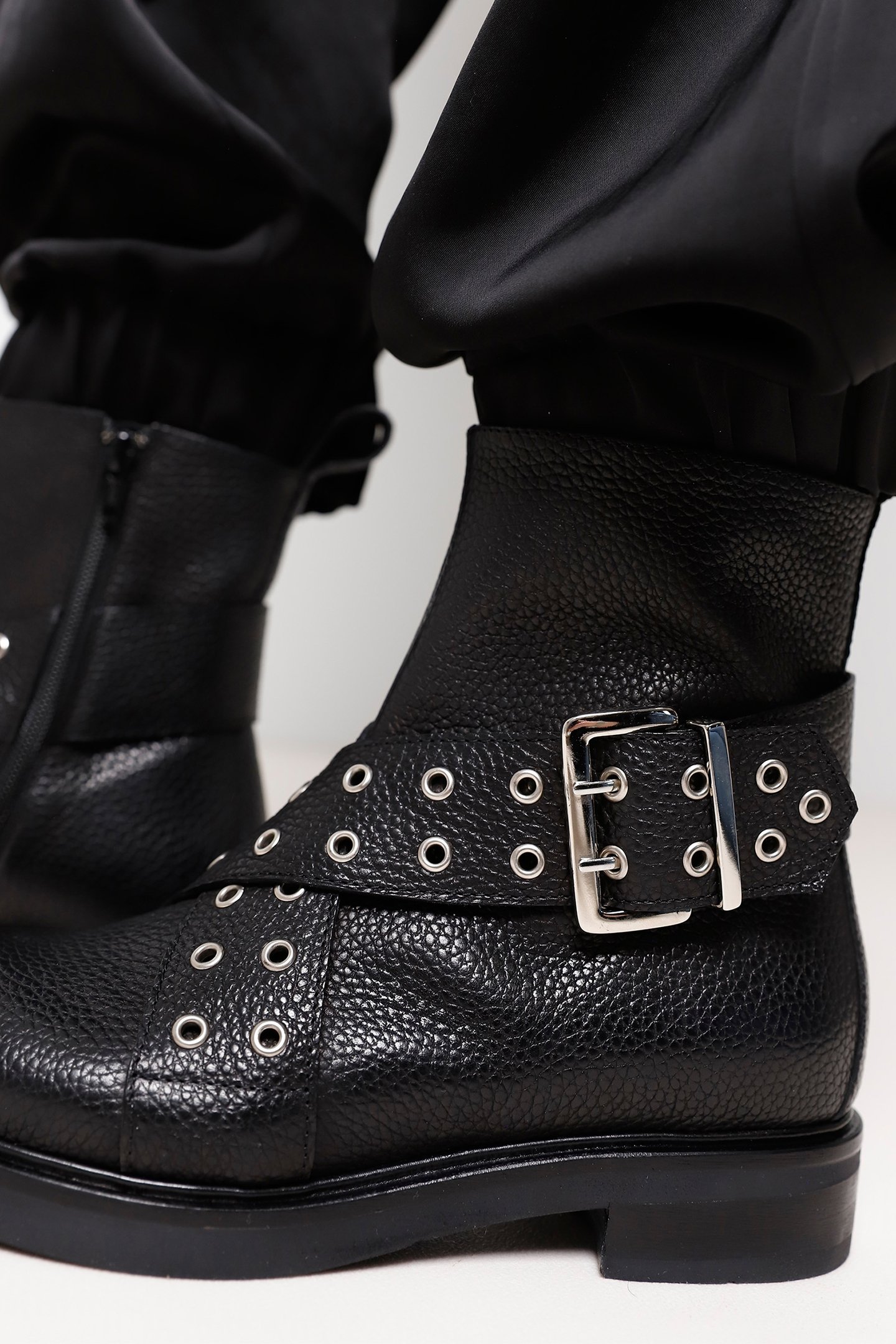 JULIETTE SUSA BLACK 4