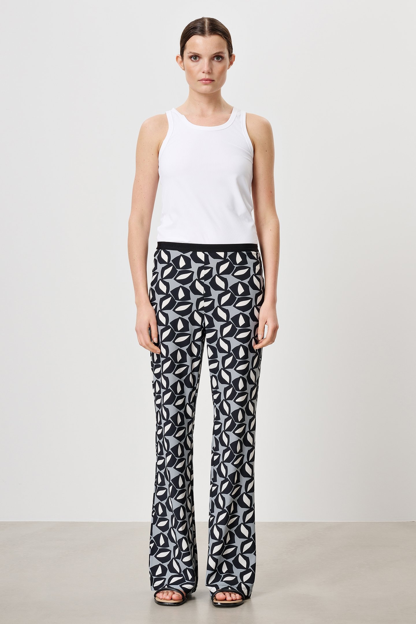 PRINTED ENID PANTS BLACK 1