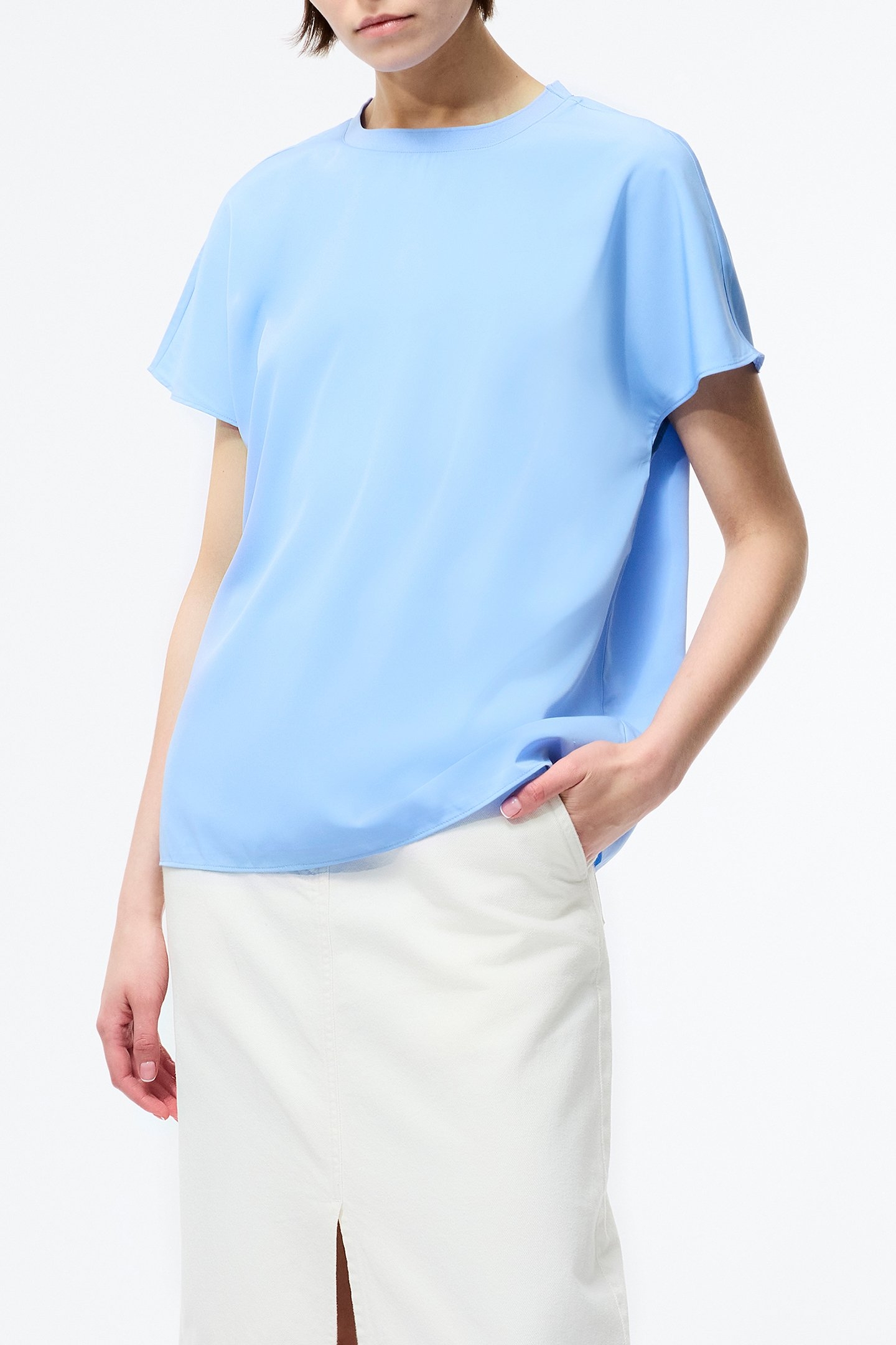 CAPRIANA CREPE CREW NK TOP CORNFLOWER BLUE 1