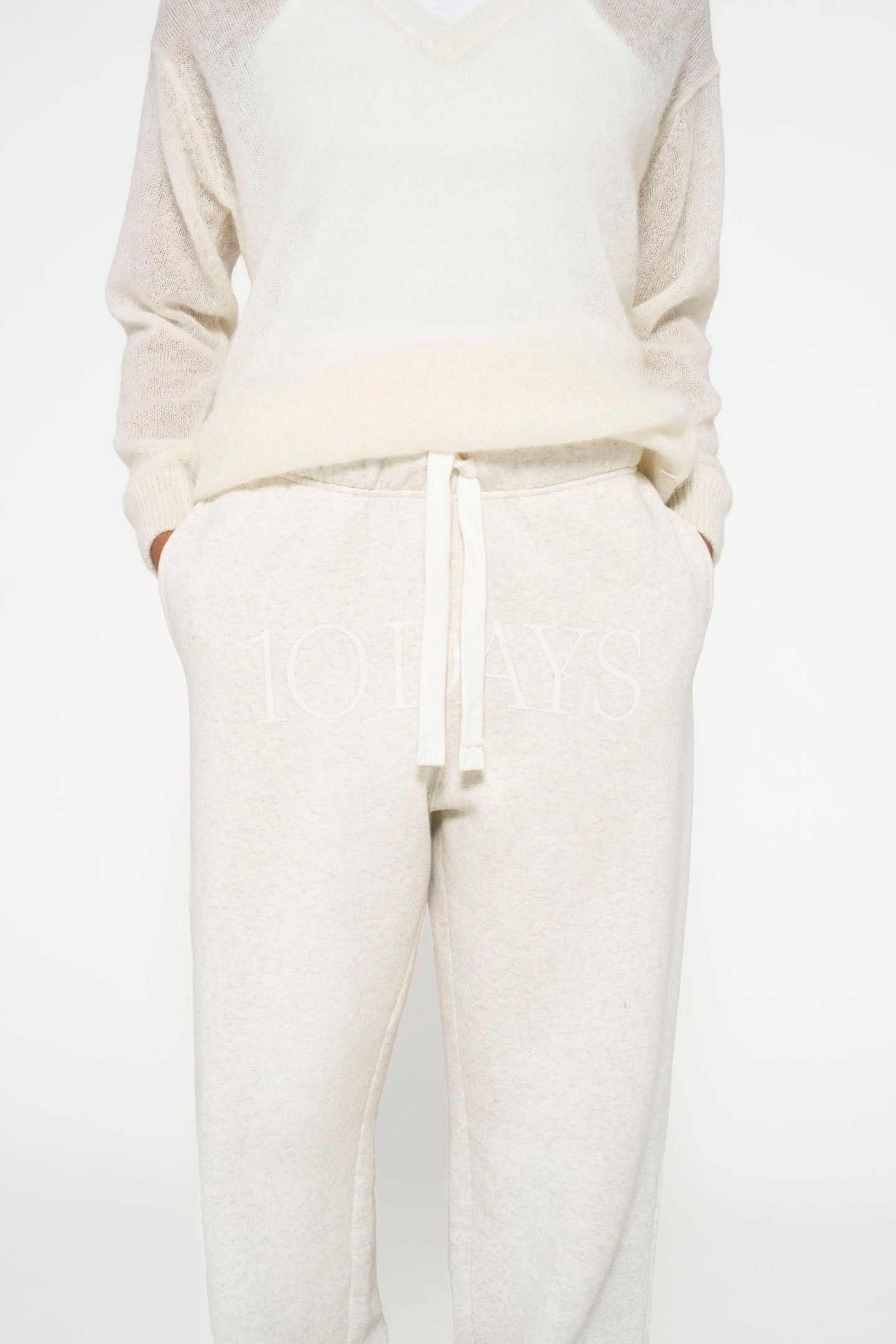 THE BAR JOGGER FOAM SOFT WHITE MELEE 6