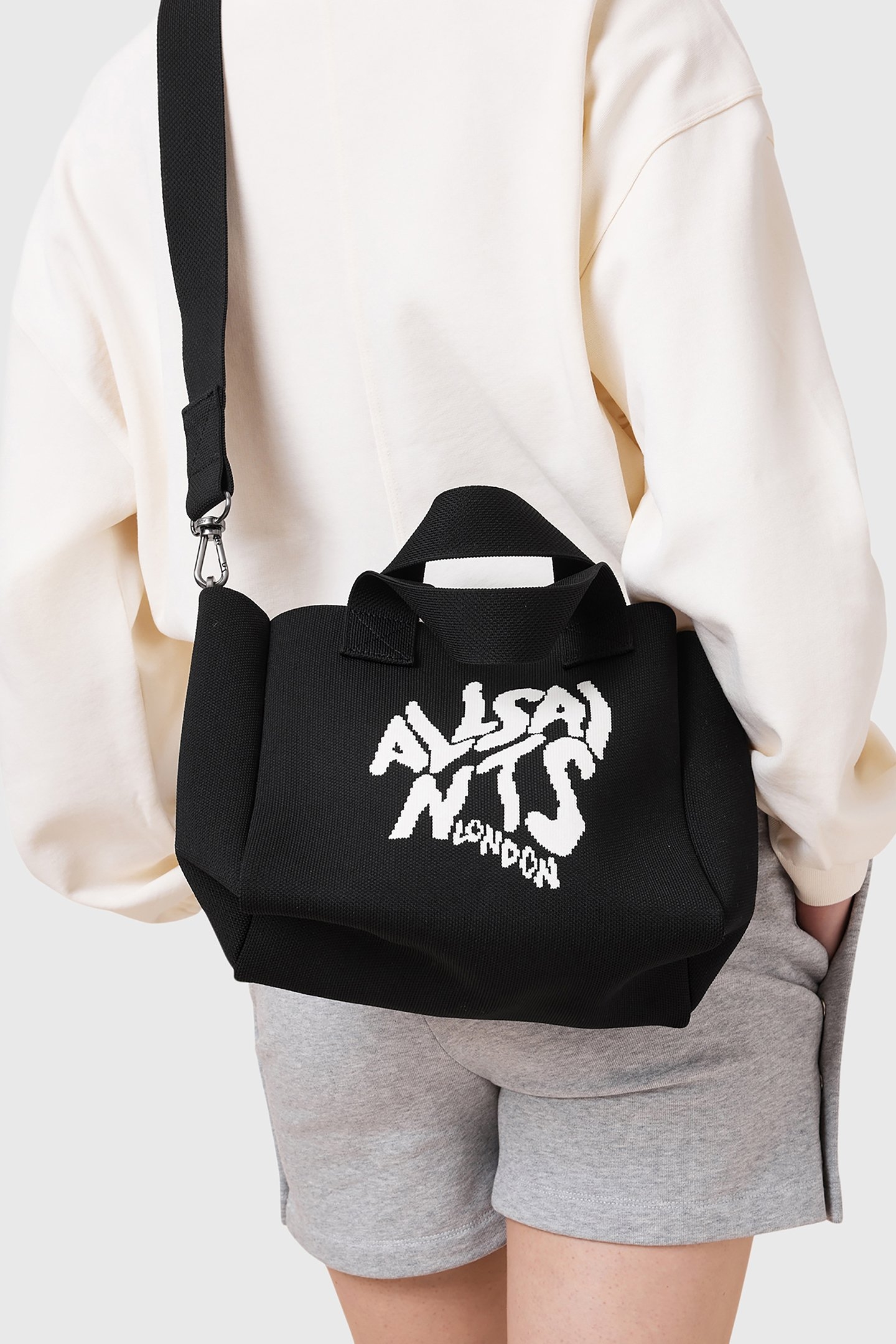 IZZY MINI ORLANDO BLACK 1