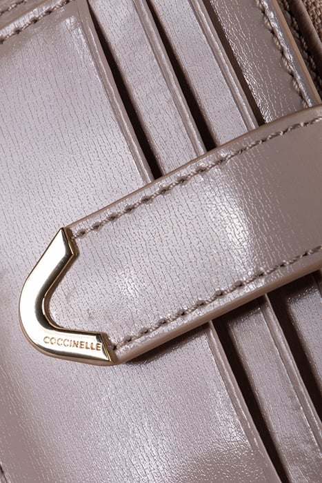 CARD HOLDER IN SHINY LEATHER 4