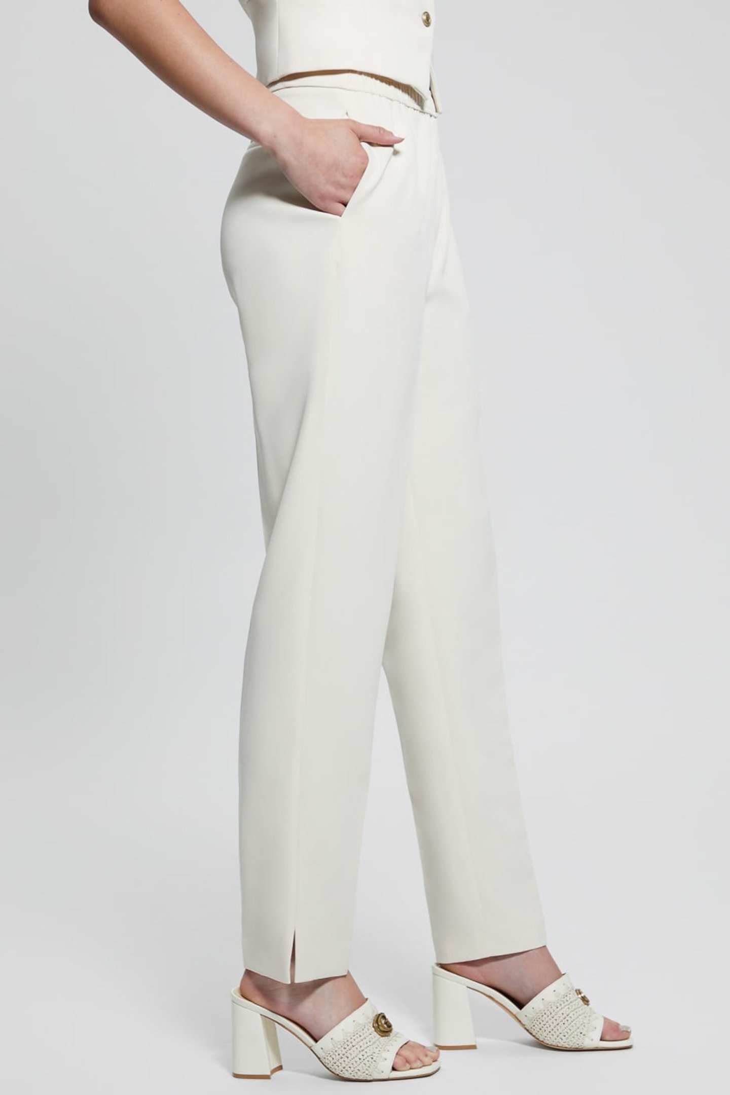 ROBERTA STRUCTURE JO VANILLA BLUSH 6