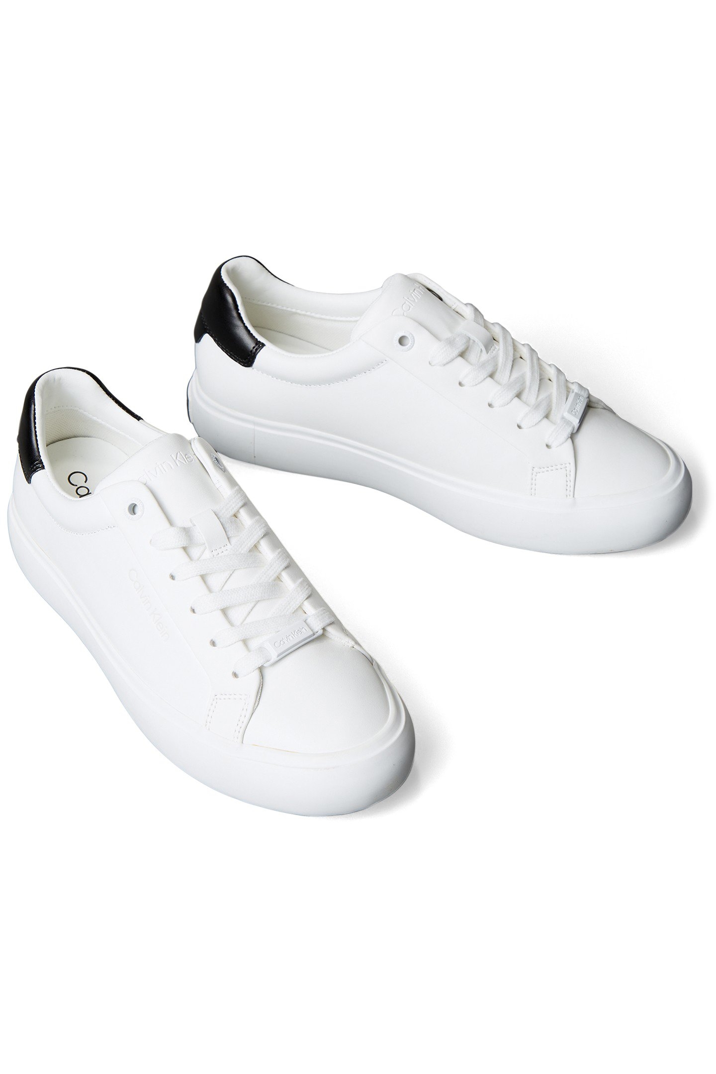 VULC LACE UP WHITE/BLACK 2