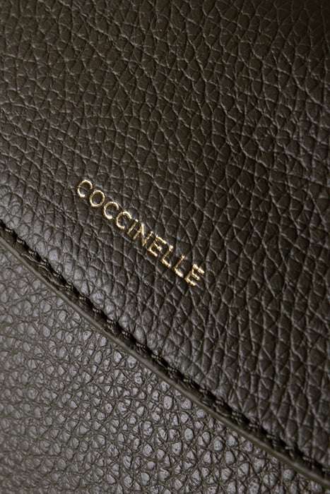 CROSS BODY BAG IN GRAINED LEATHER 5