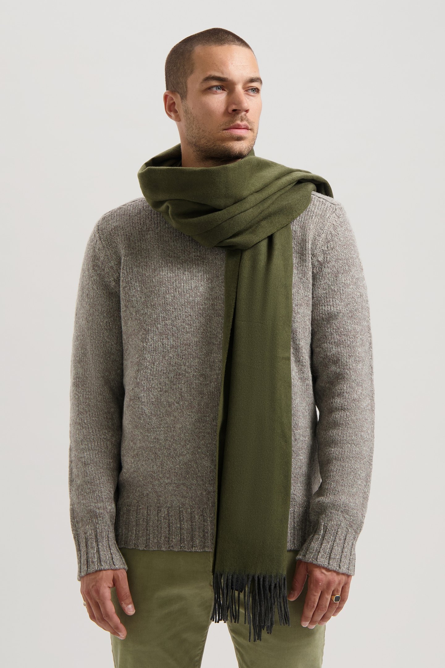 DS_ARNVINN SCARF OLIVE NIGHT 3
