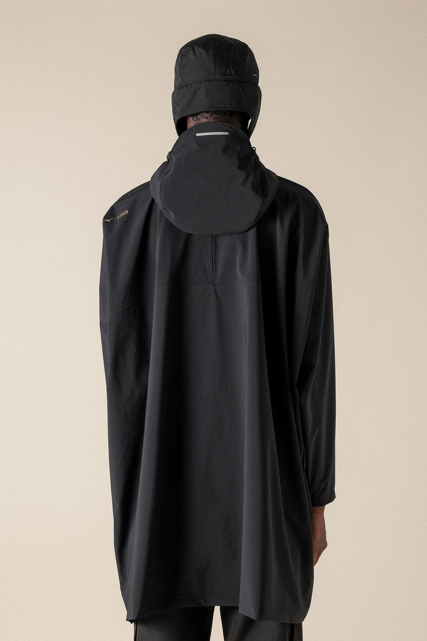UNISEX SL SHINZO CAPE BLACK 2