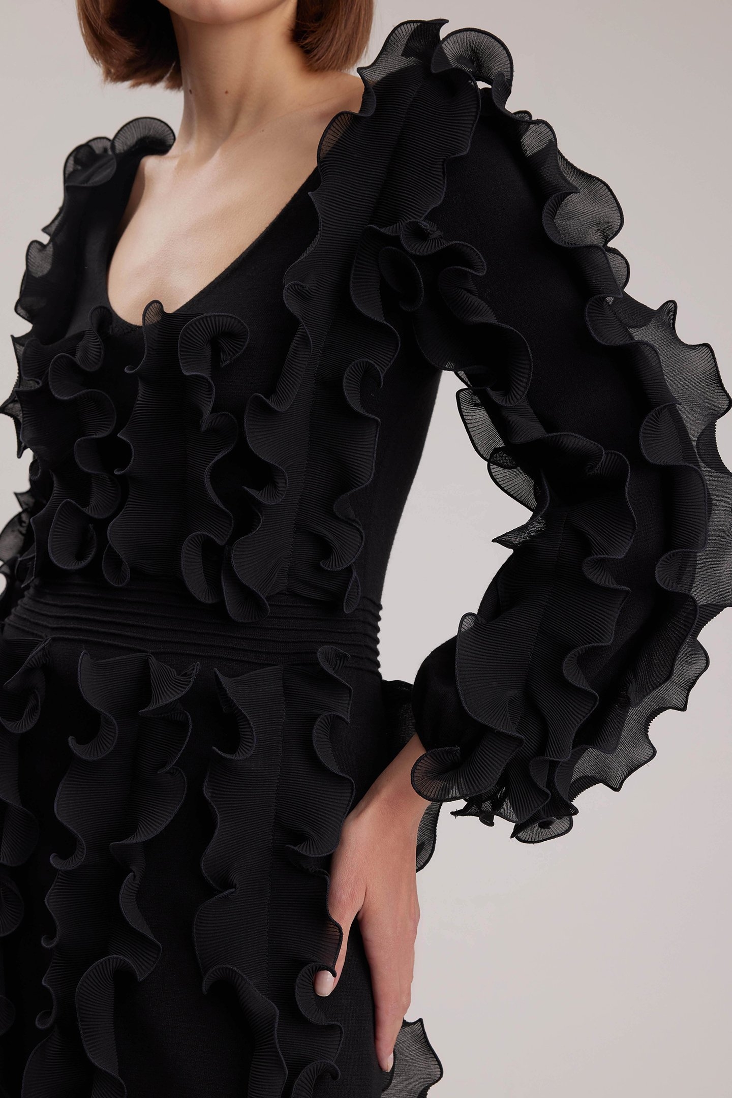 PROSE ROBE BLACK 5