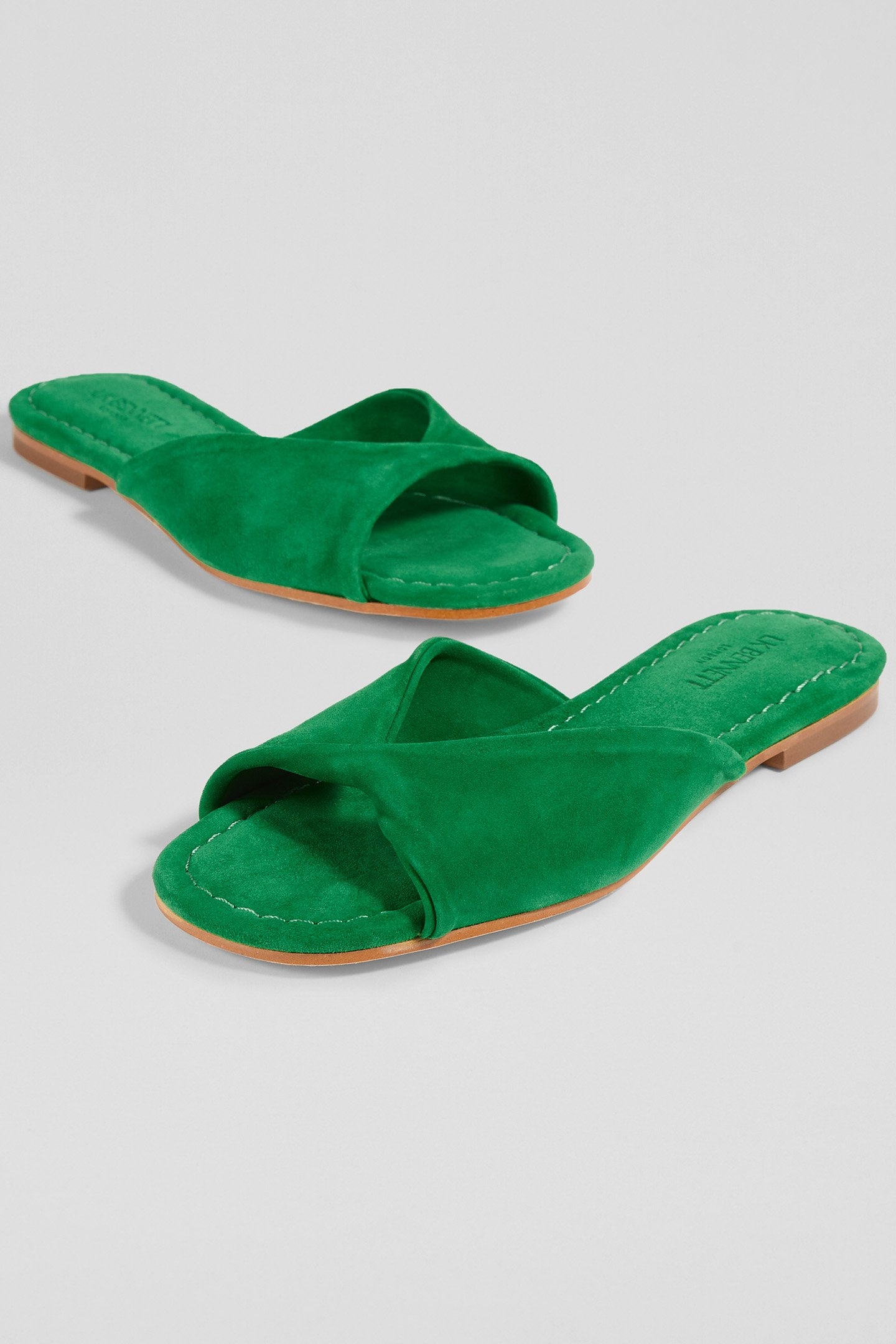 FLS CORA TWIST FRONT MINT LEAF 2