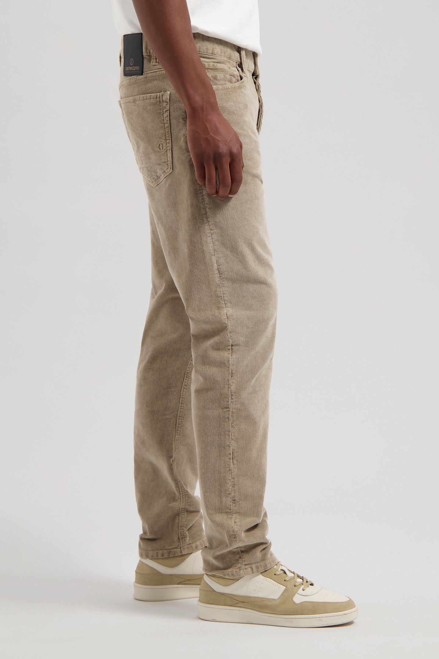 DS_GENT D FADED RIBCORD DRIFT WOOD 6