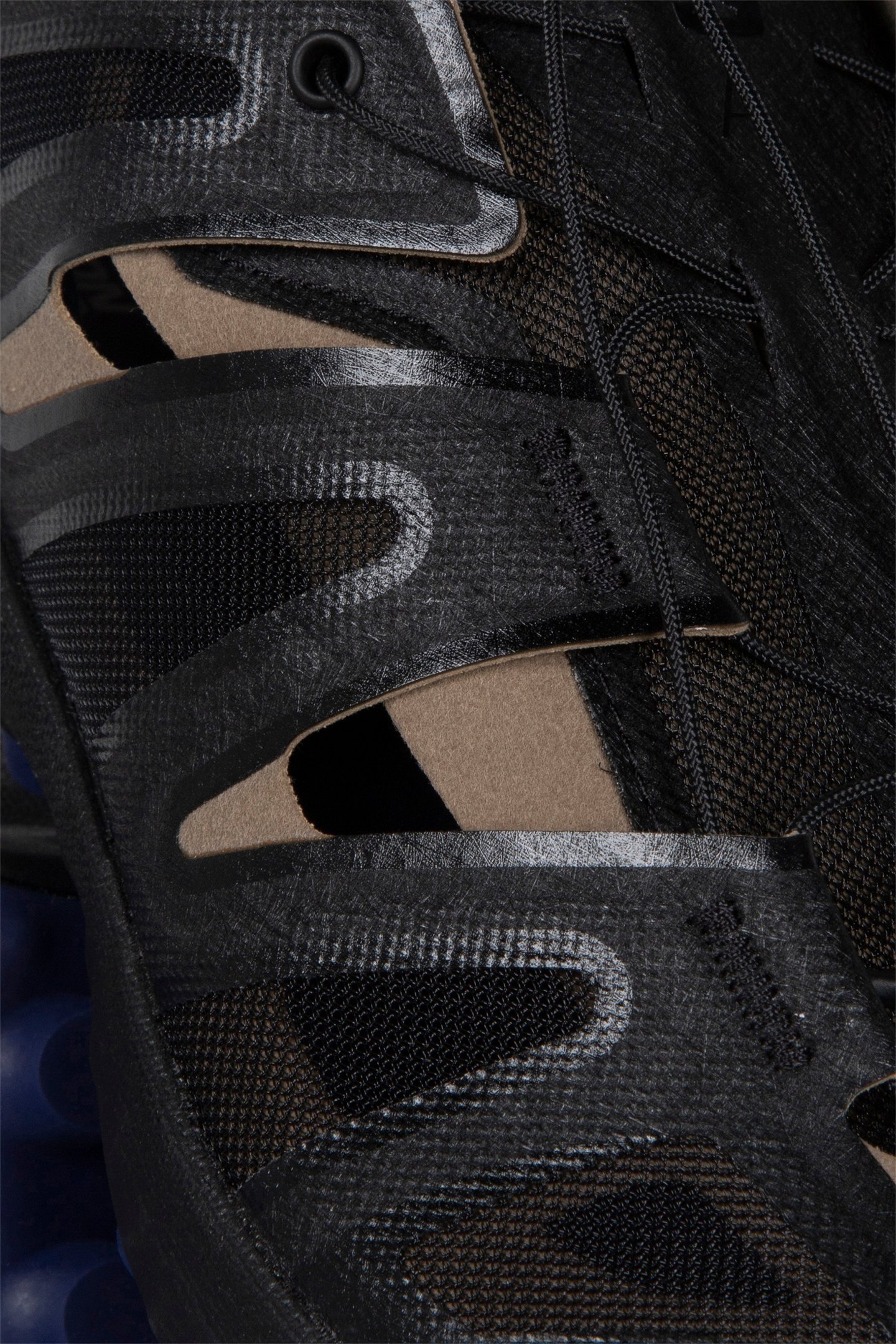 SALOMON – UDARA ADVANCED BLACK 4