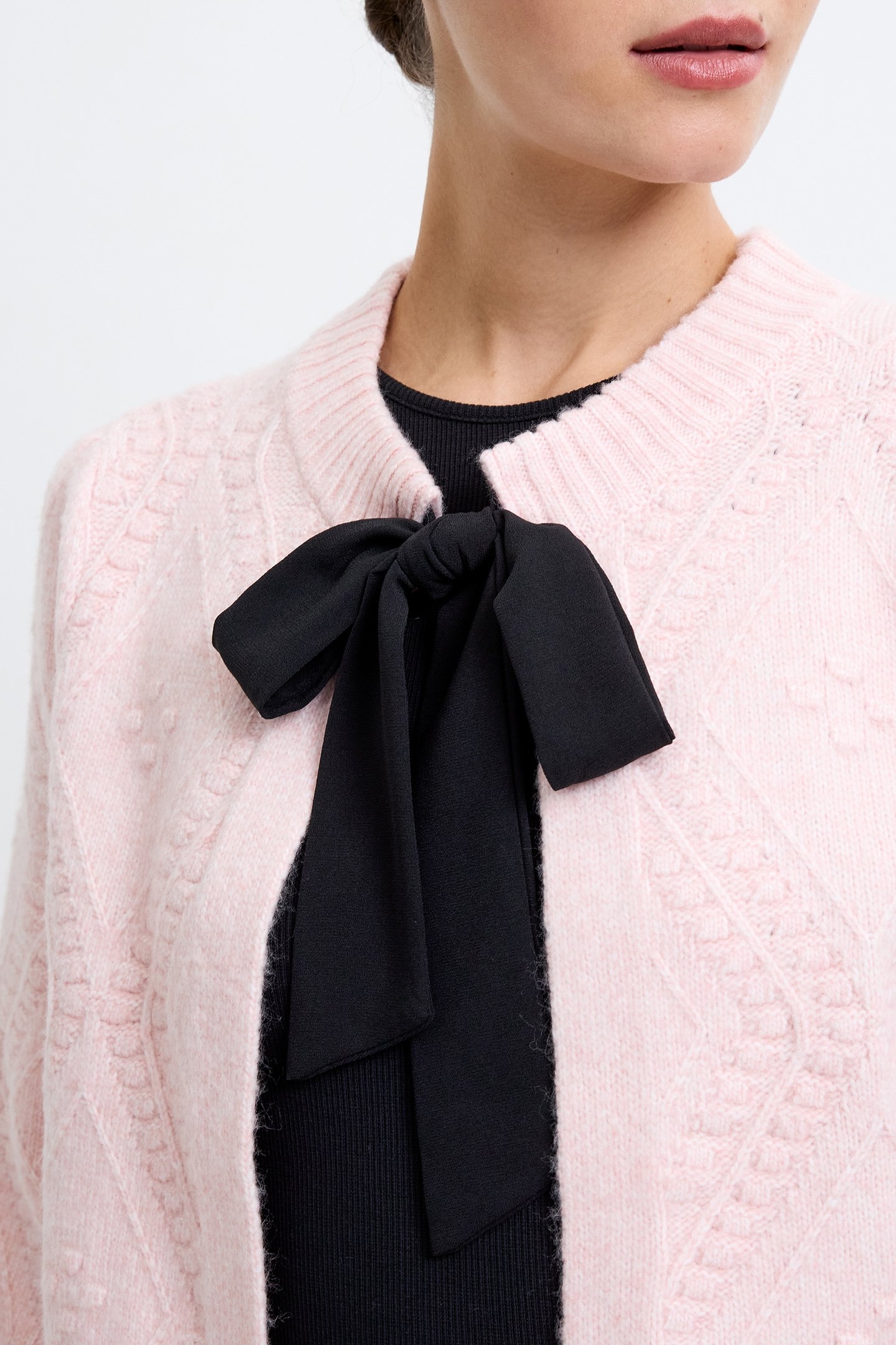 BOBBLE BOW CARDIGAN LOTUS PINK/BLACK BOW 4