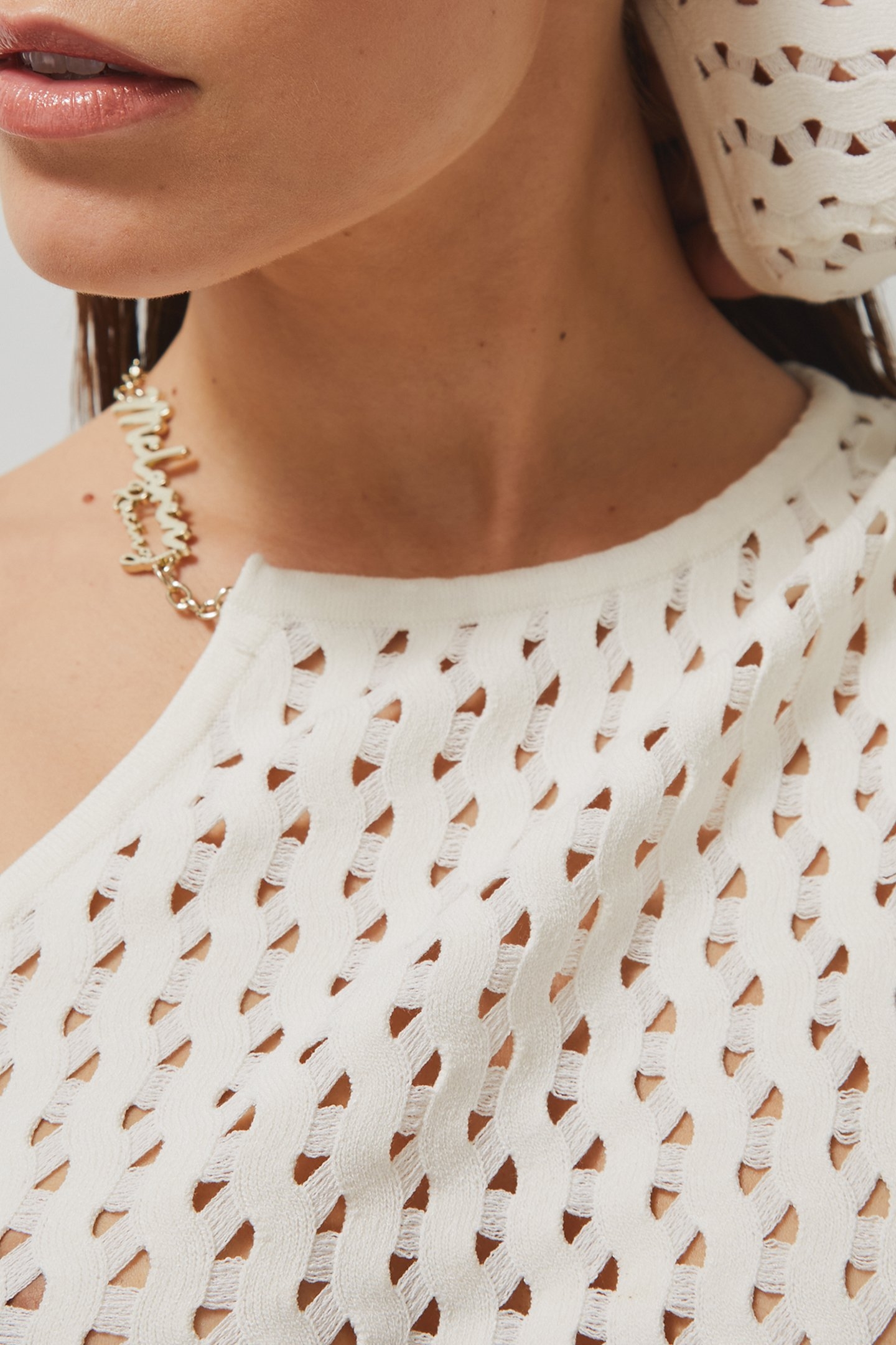 ONE SLEEVE KNITTED CROP TOP WHITE 5