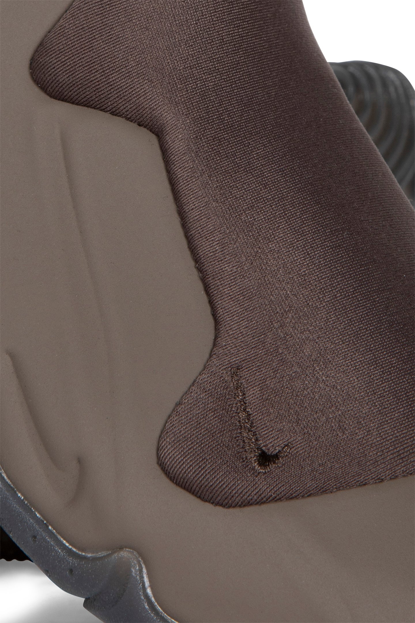 NIKE – CLOGPOSITE BROWN 4