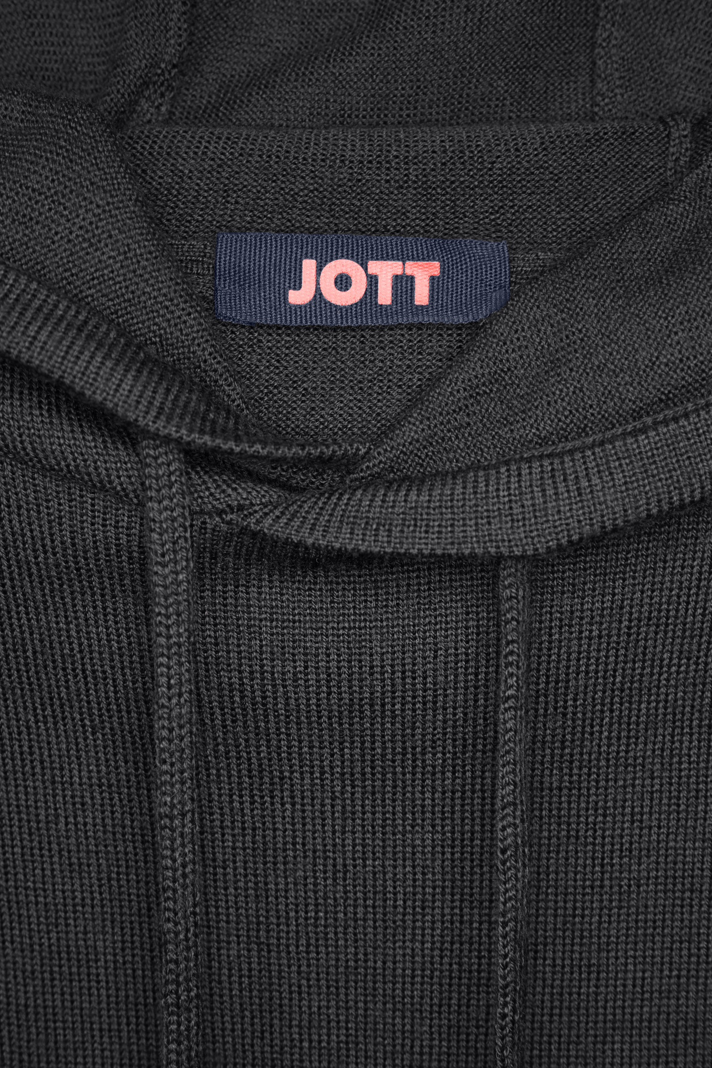 AUGUSTE JUMPER BLACK 3