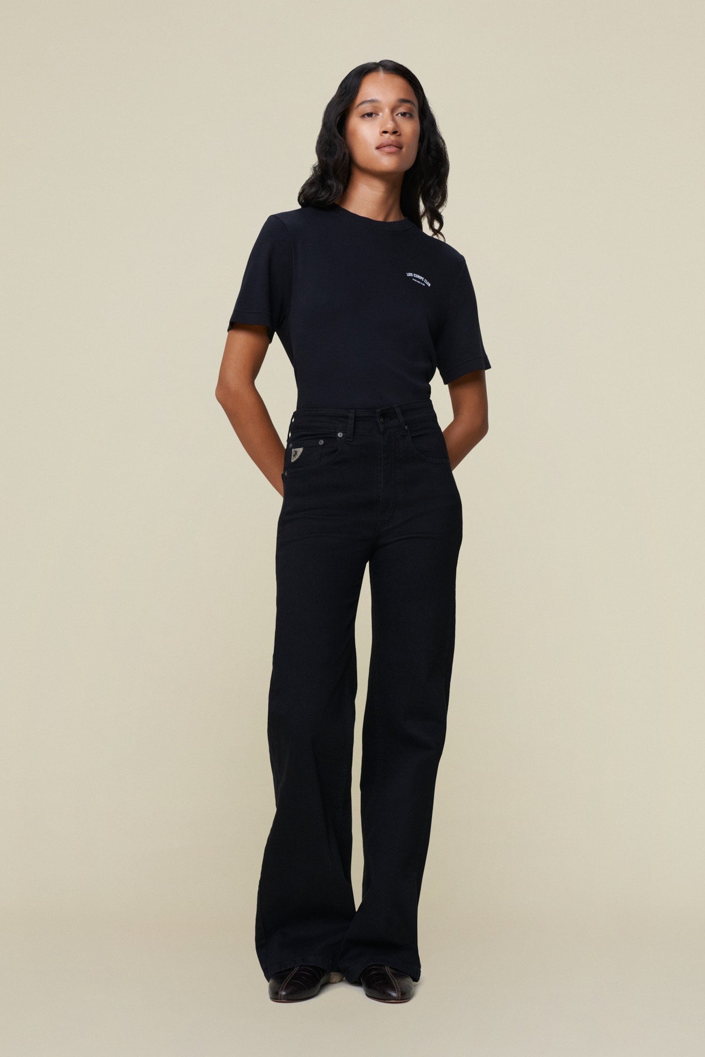 ROSA-N STONE BLACK 2