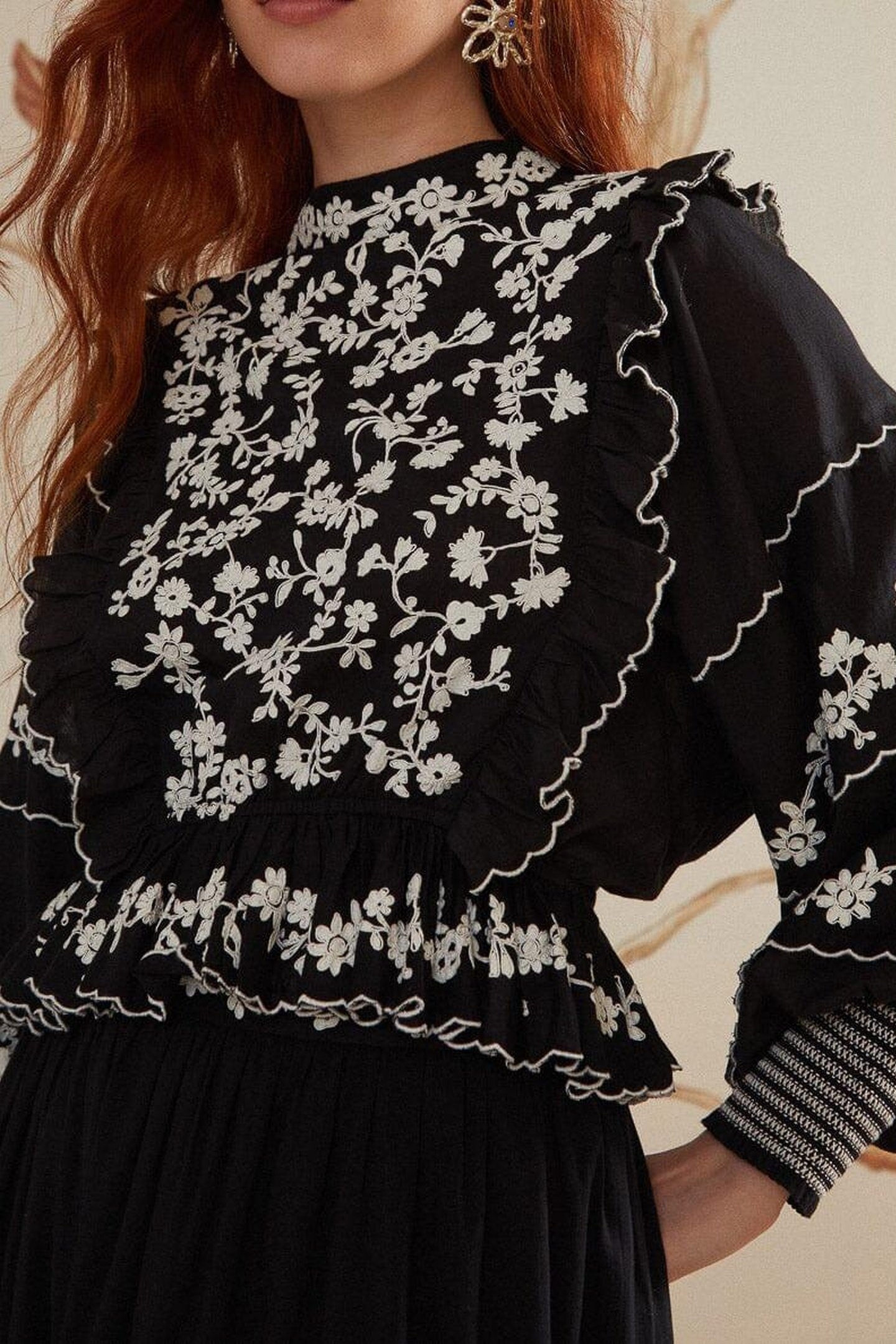 BLACK EMBROIDERED RUFFLE LONGE SLEEVE BLOUSE 1