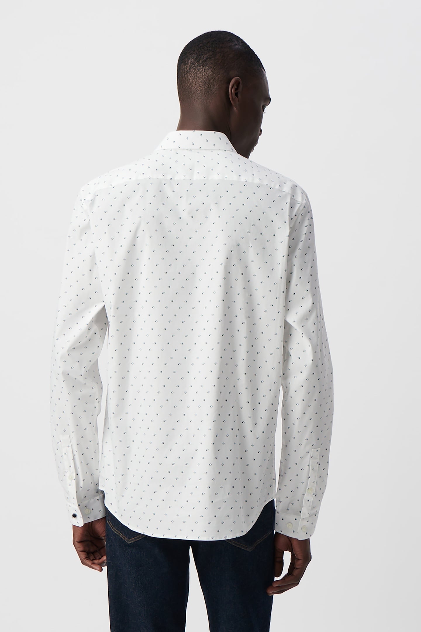 WHITE SLIM SHIRT WITH MINIMALIST PRINT 3