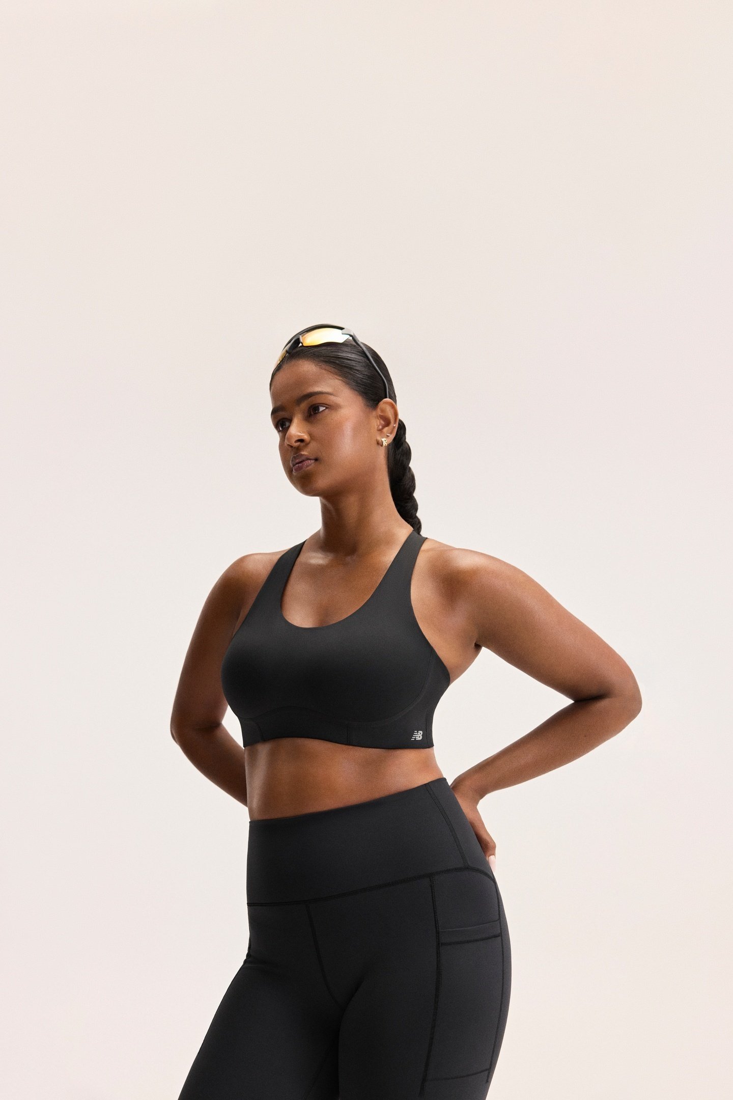 SLEEK POCKET HIGH RISE LEGGING BLACK (BK) 3