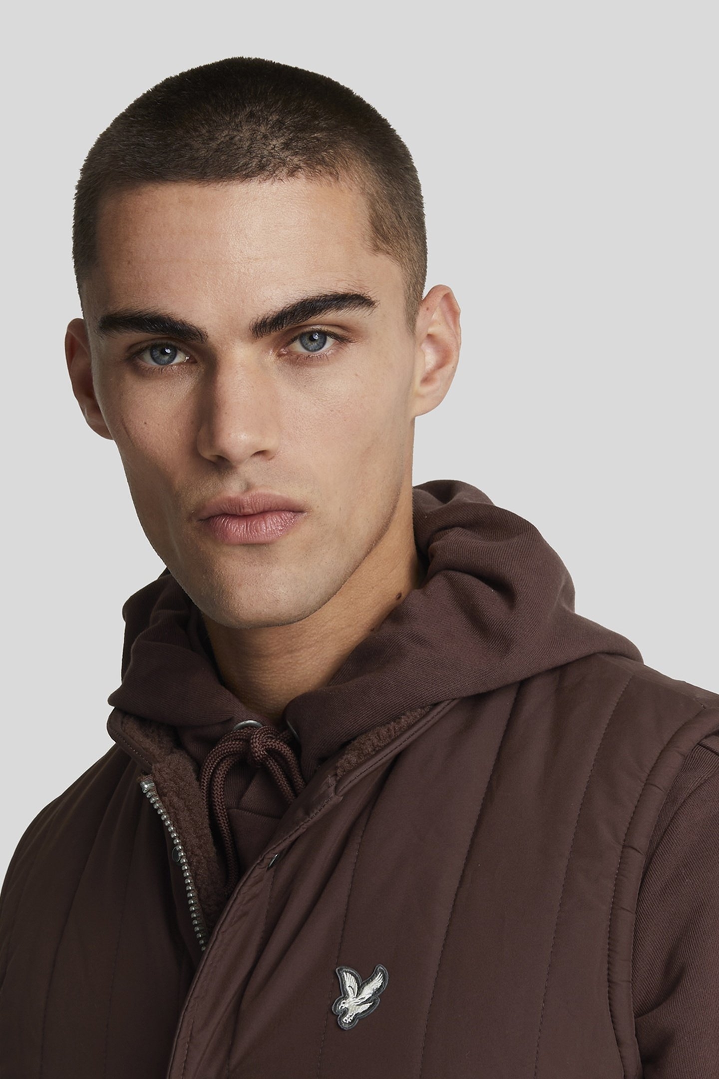 REVERSIBLE QUILTED GILET RUBBER RED 5