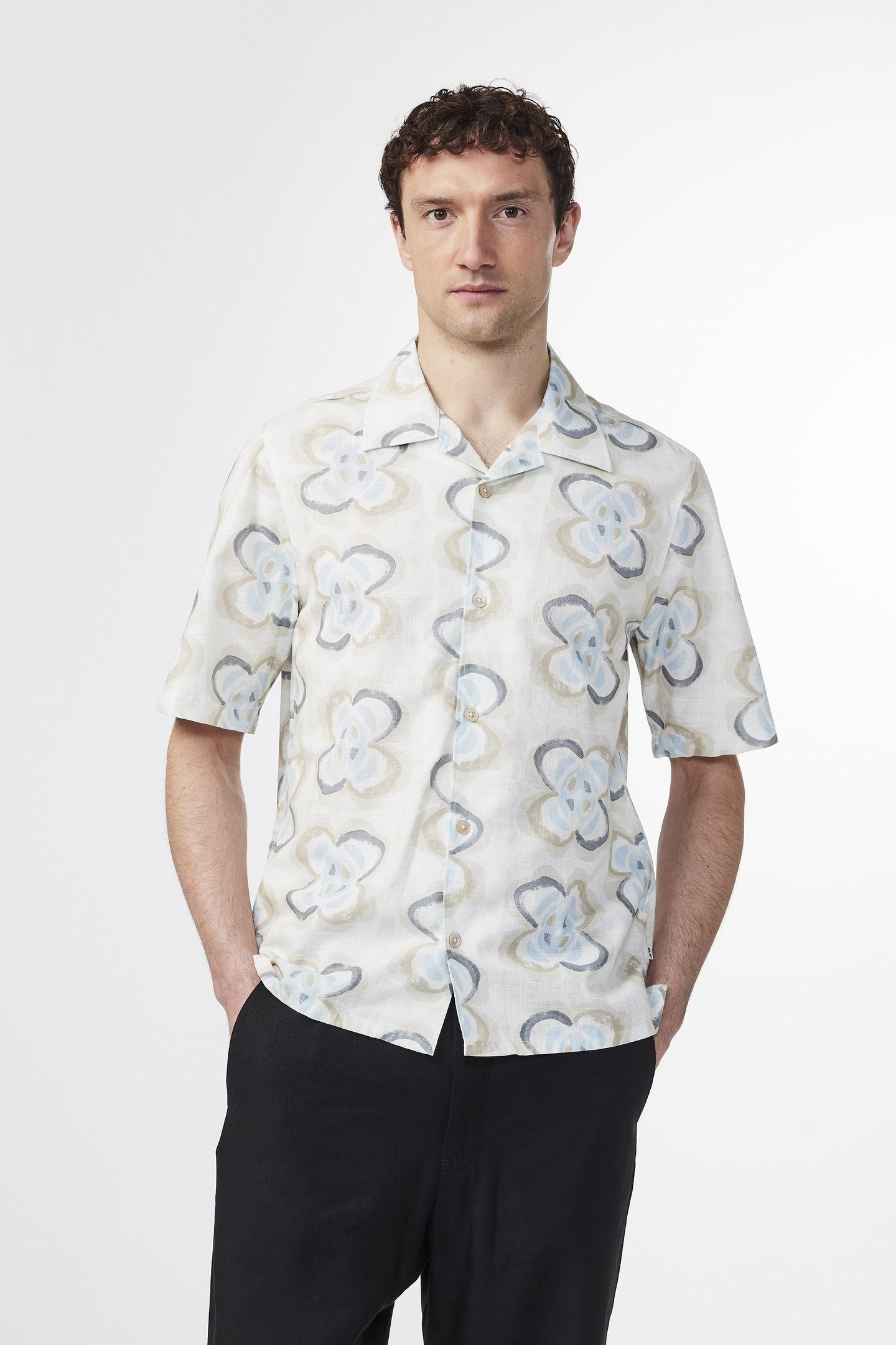 OLE SS SHIRT 5210 ECRU PRINT 3