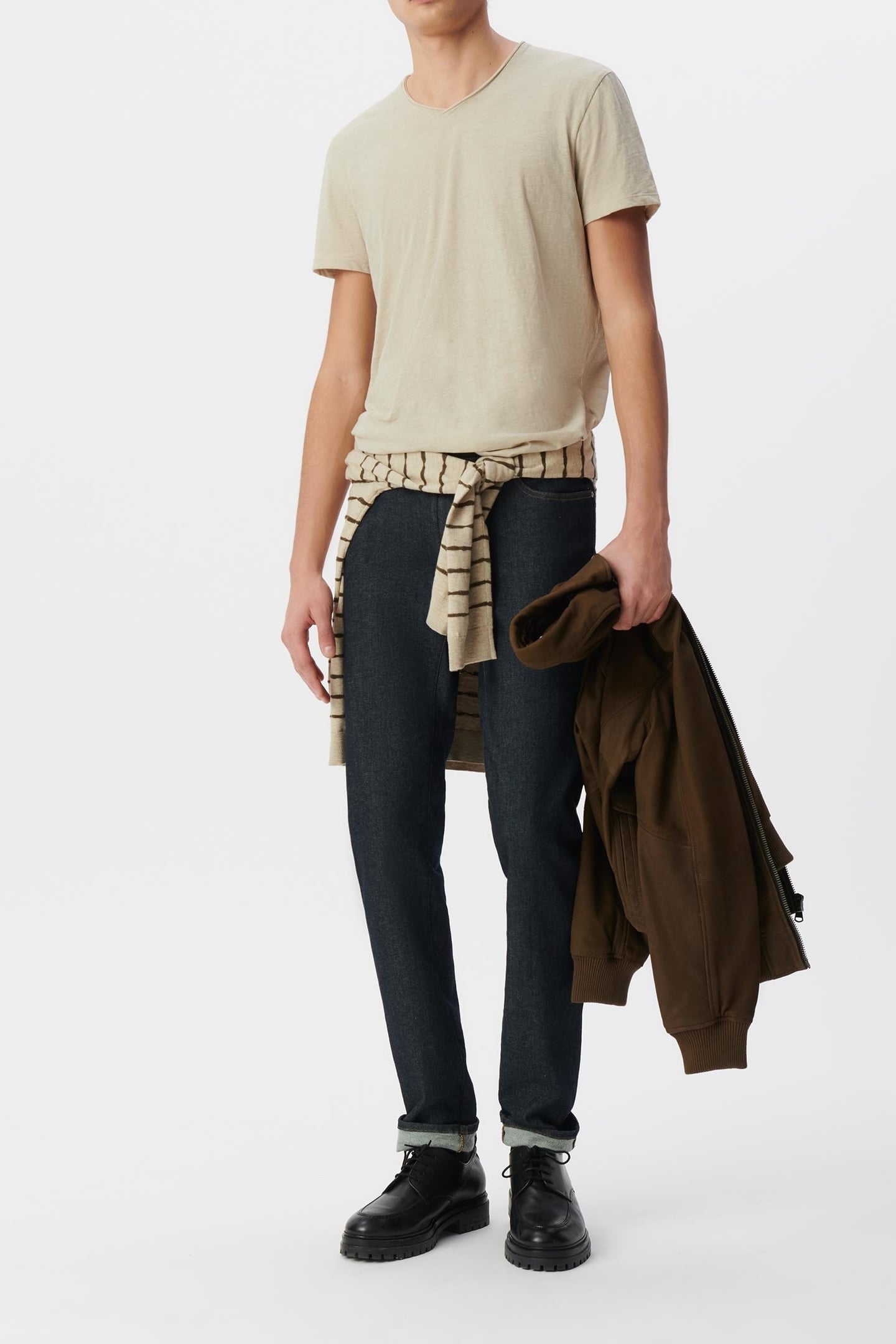 BEIGE ORGANIC COTTON ESSENTIAL V-NECK T-SHIRT 1