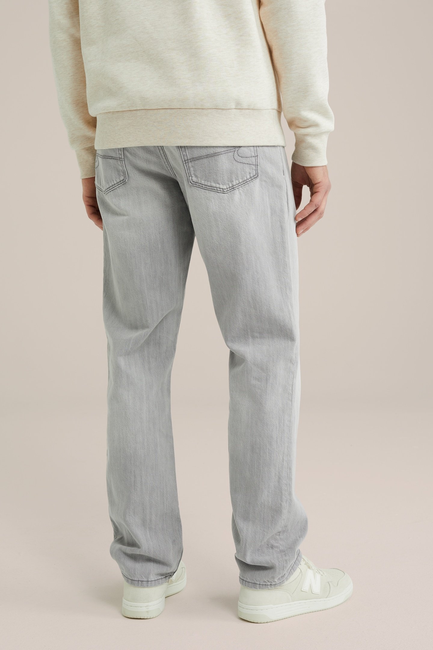 5-POCKET MID WAIST LIGHT GREY 3