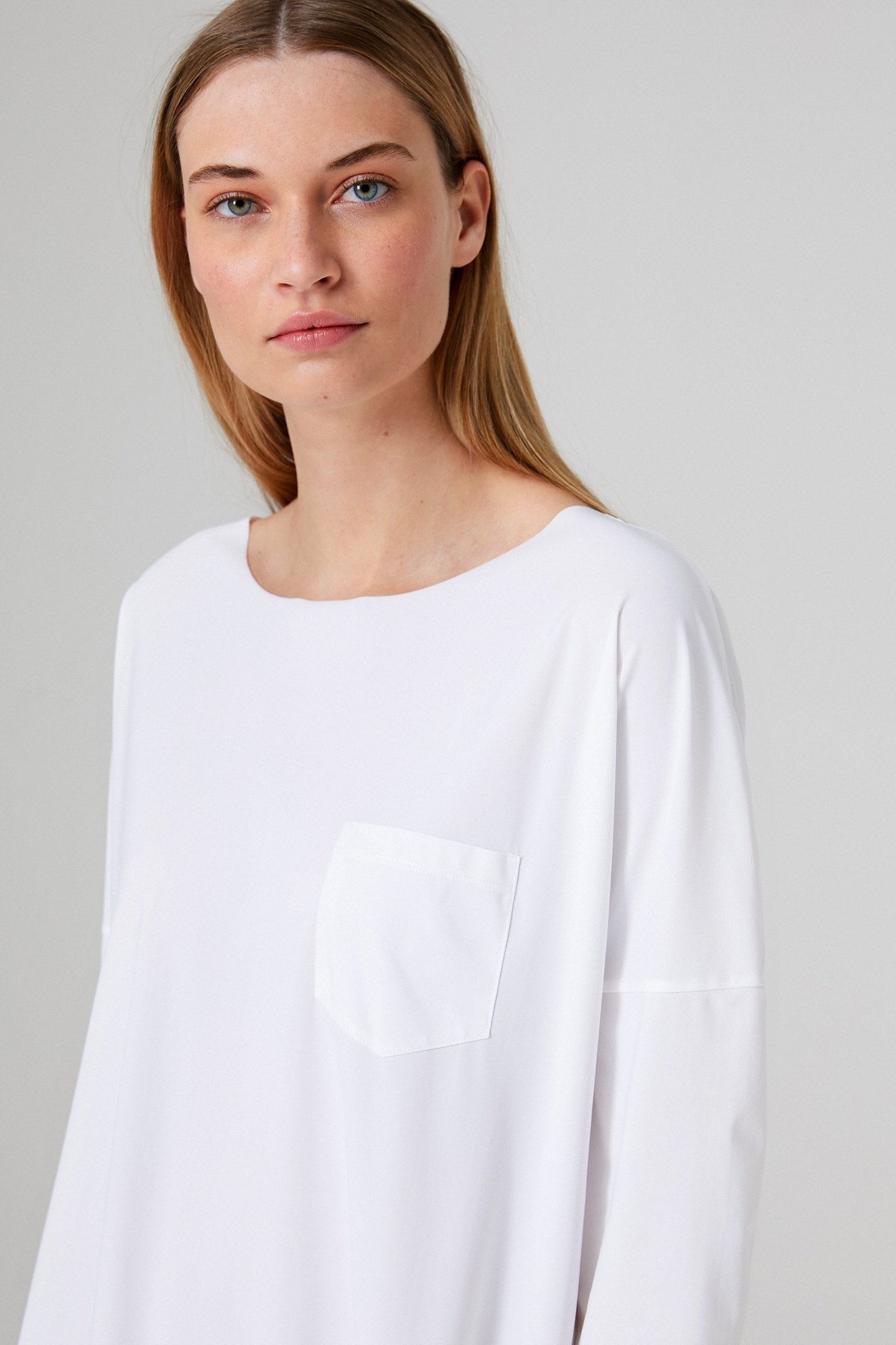 CASUAL T-TOP WHITE 2