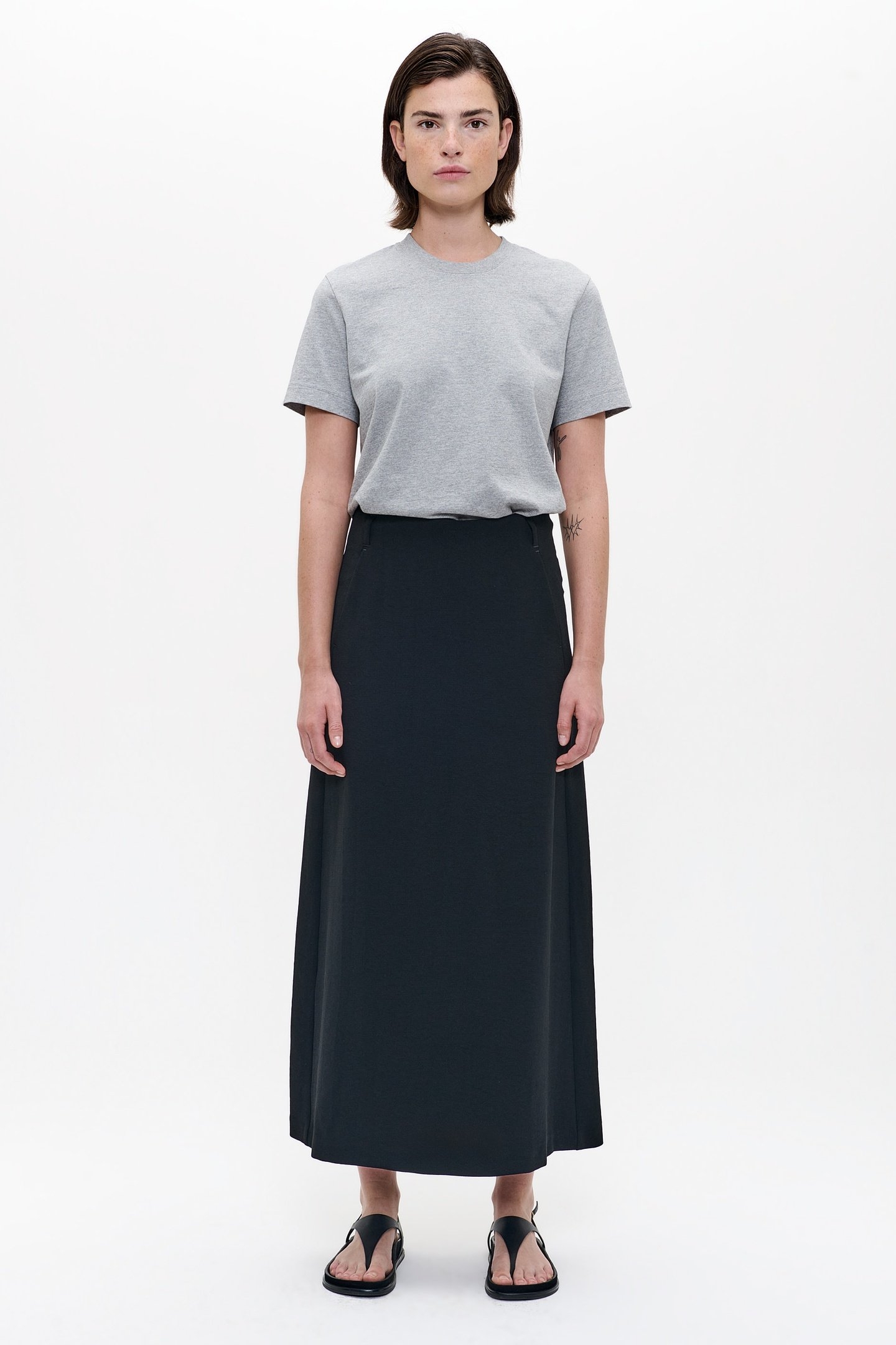 FLOWY LONG SKIRT BLACK 3