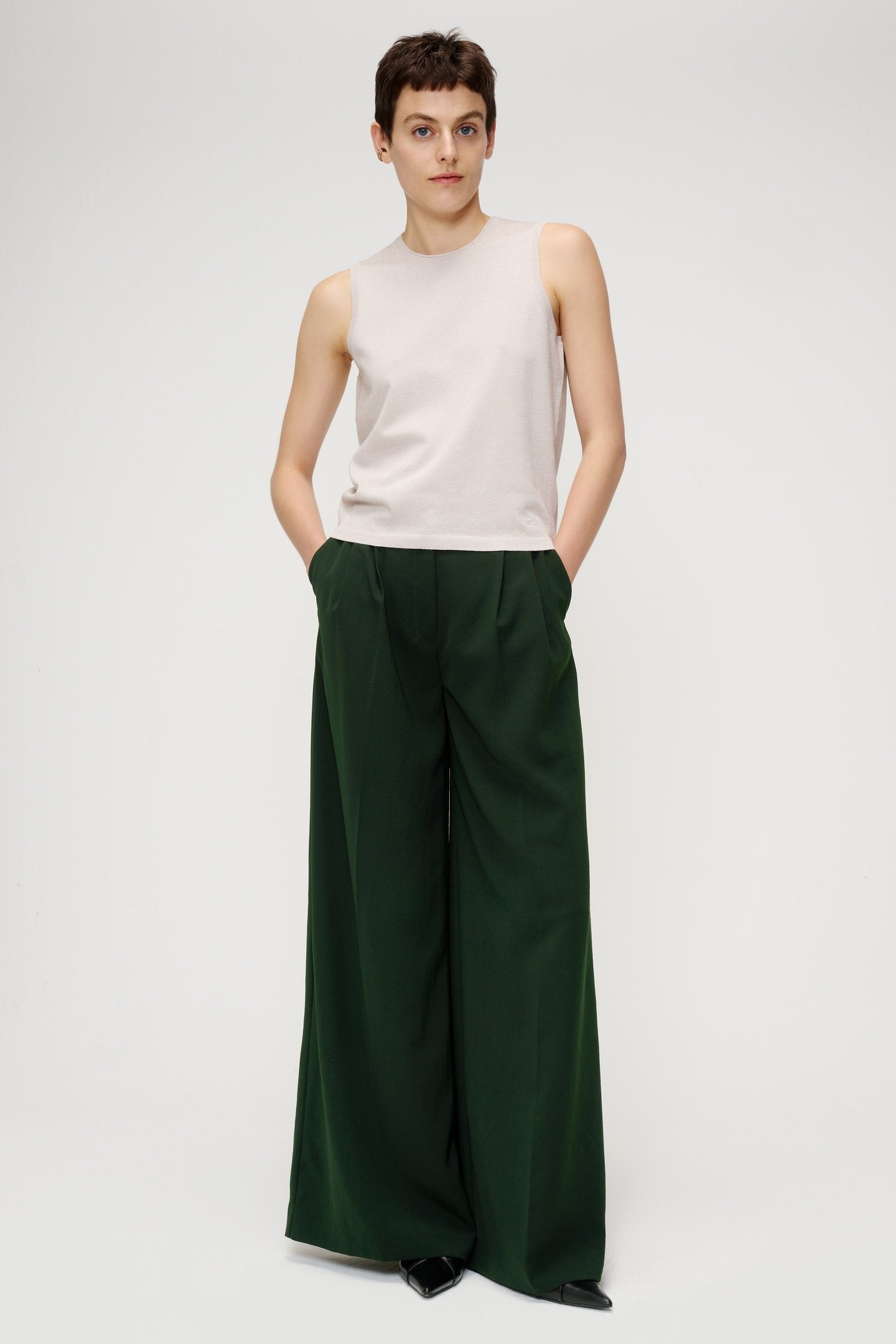 VISCOSE MIX SLEEVLESS TOP SAND 1