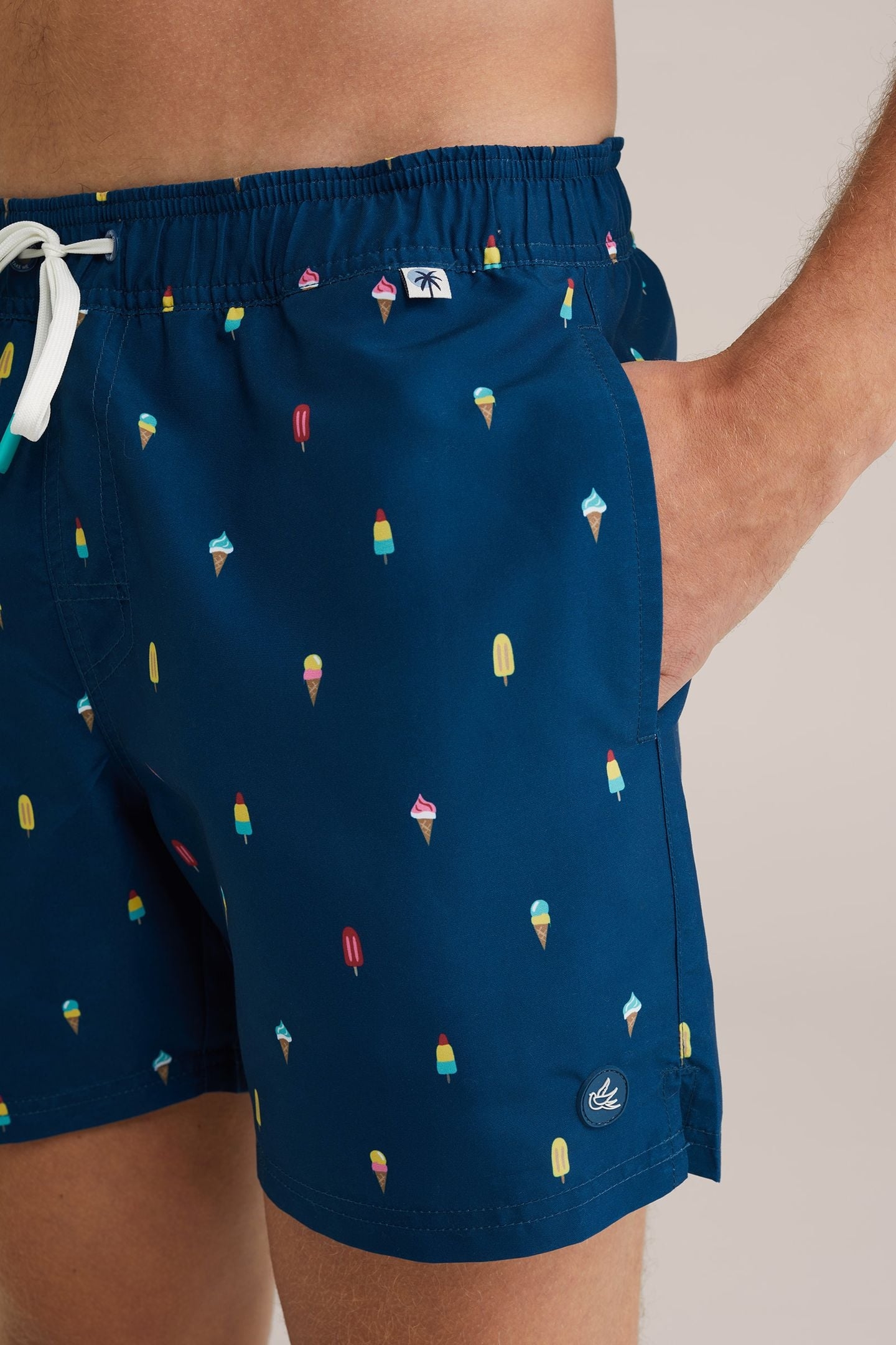 BEACH SHORT DARK BLUE 5