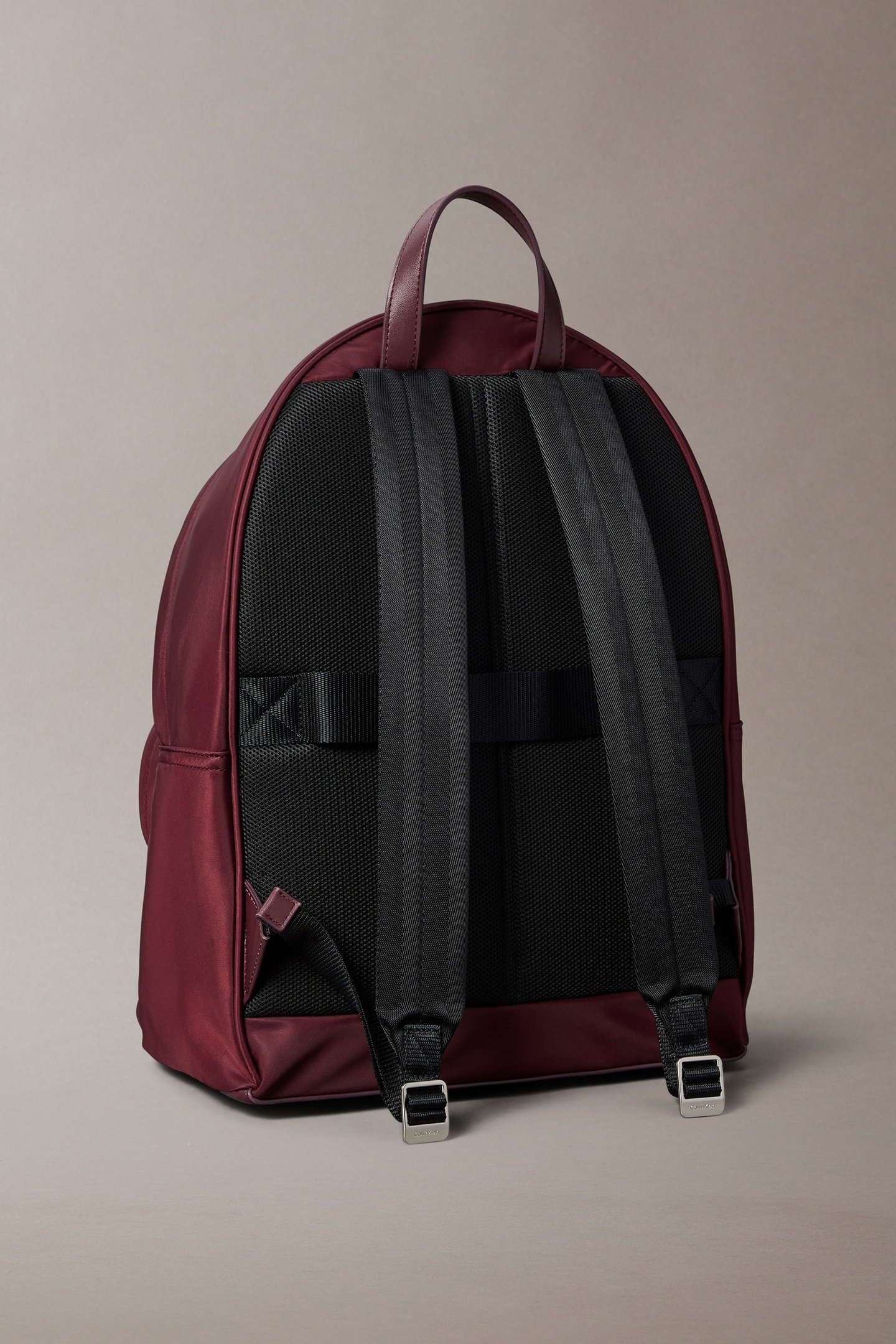 SLEEK ROUND BACKPACK DECADENT CHOCOLATE 5