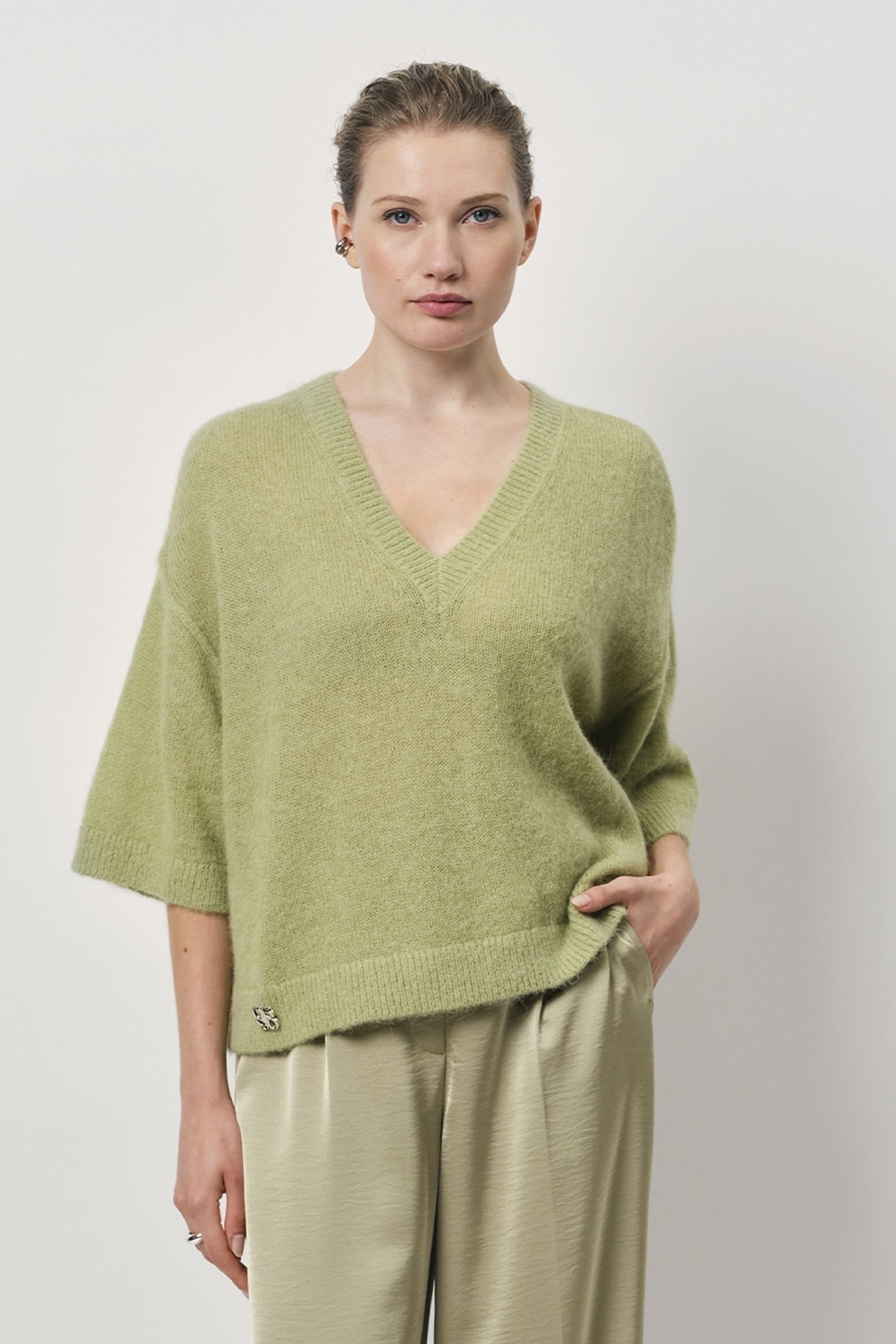 TALYA V-NECK SWEATER SUNLIT GRASS 3