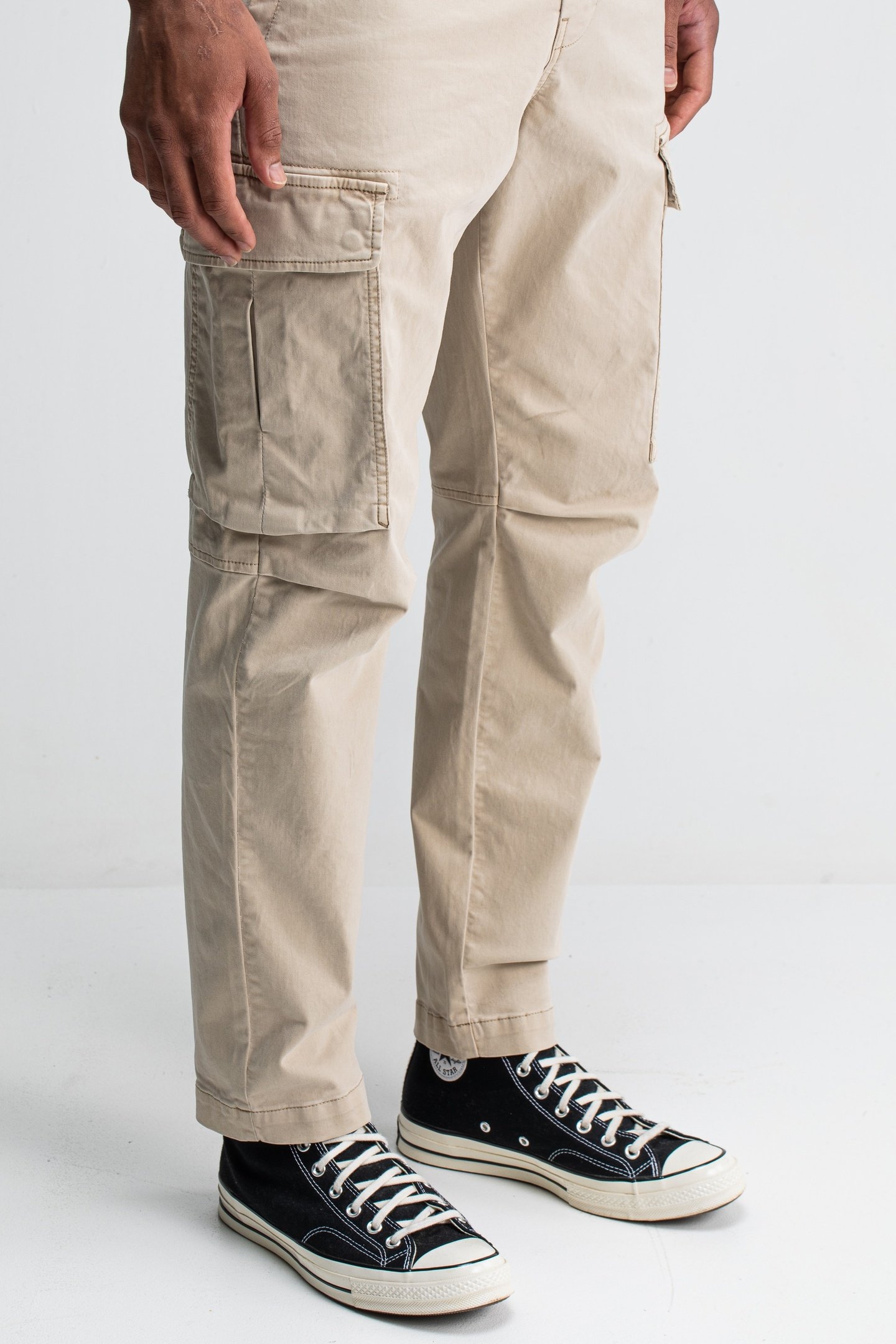 TRISTAN SLIM SATEEN CARGO BEIGE GREY 2