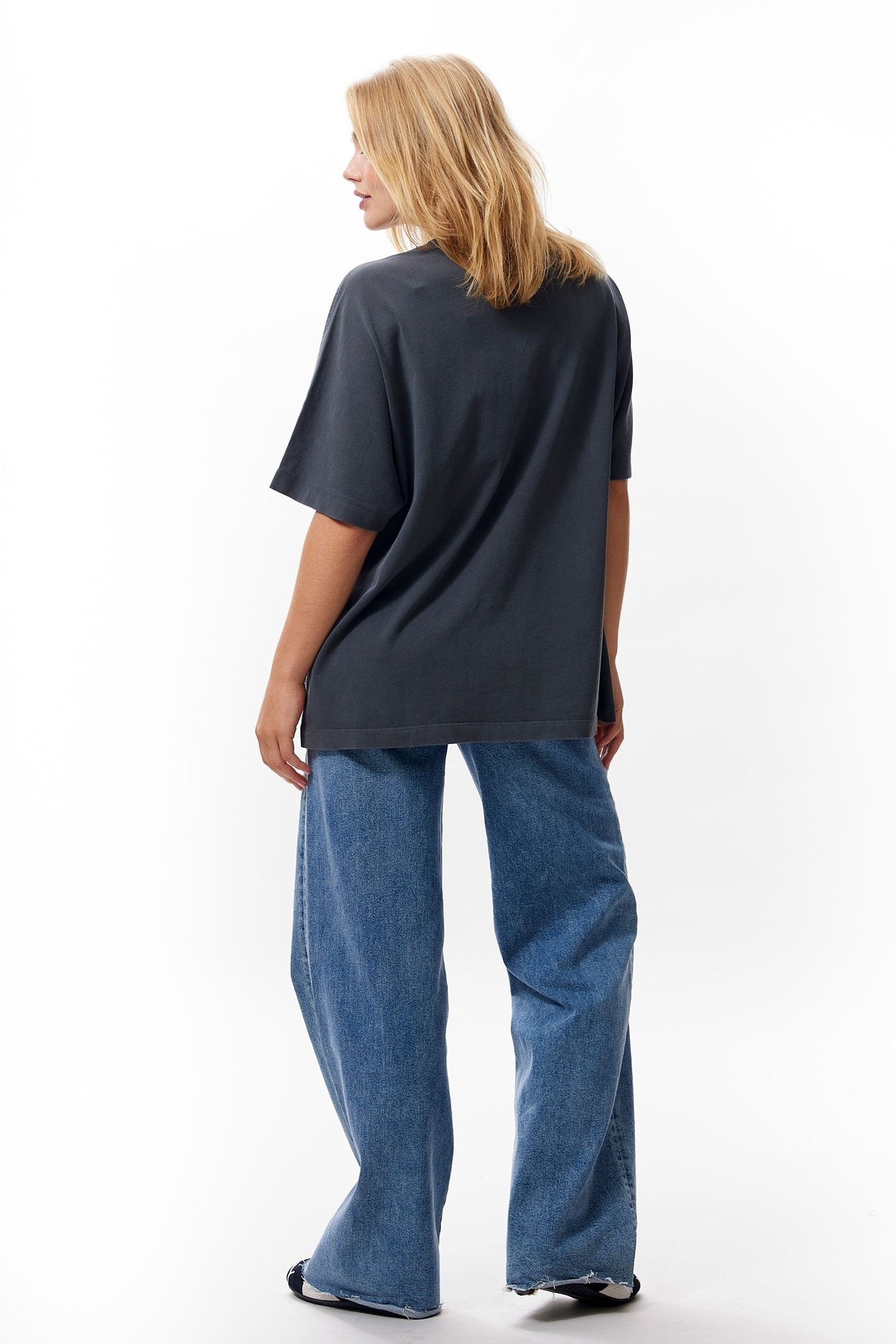 OVERSIZED TSHIRT CARBON 5