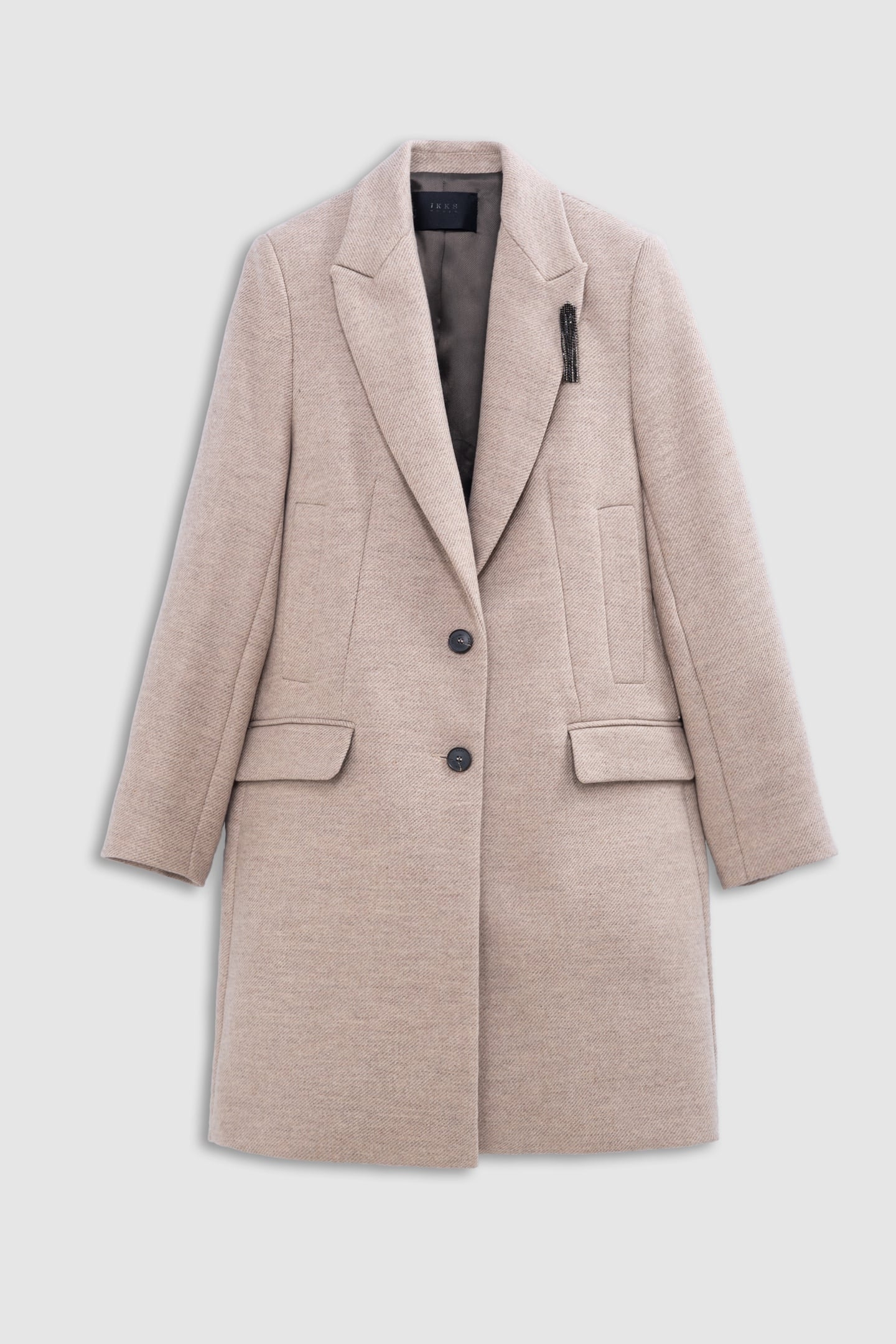 STRAIGHT SESAME COAT DECORATED WITH RHINESTONE BROOCH 4