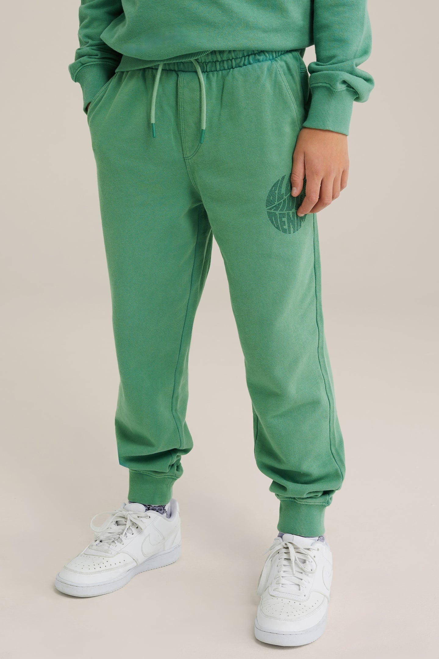JOGGING PANTS GREEN 1