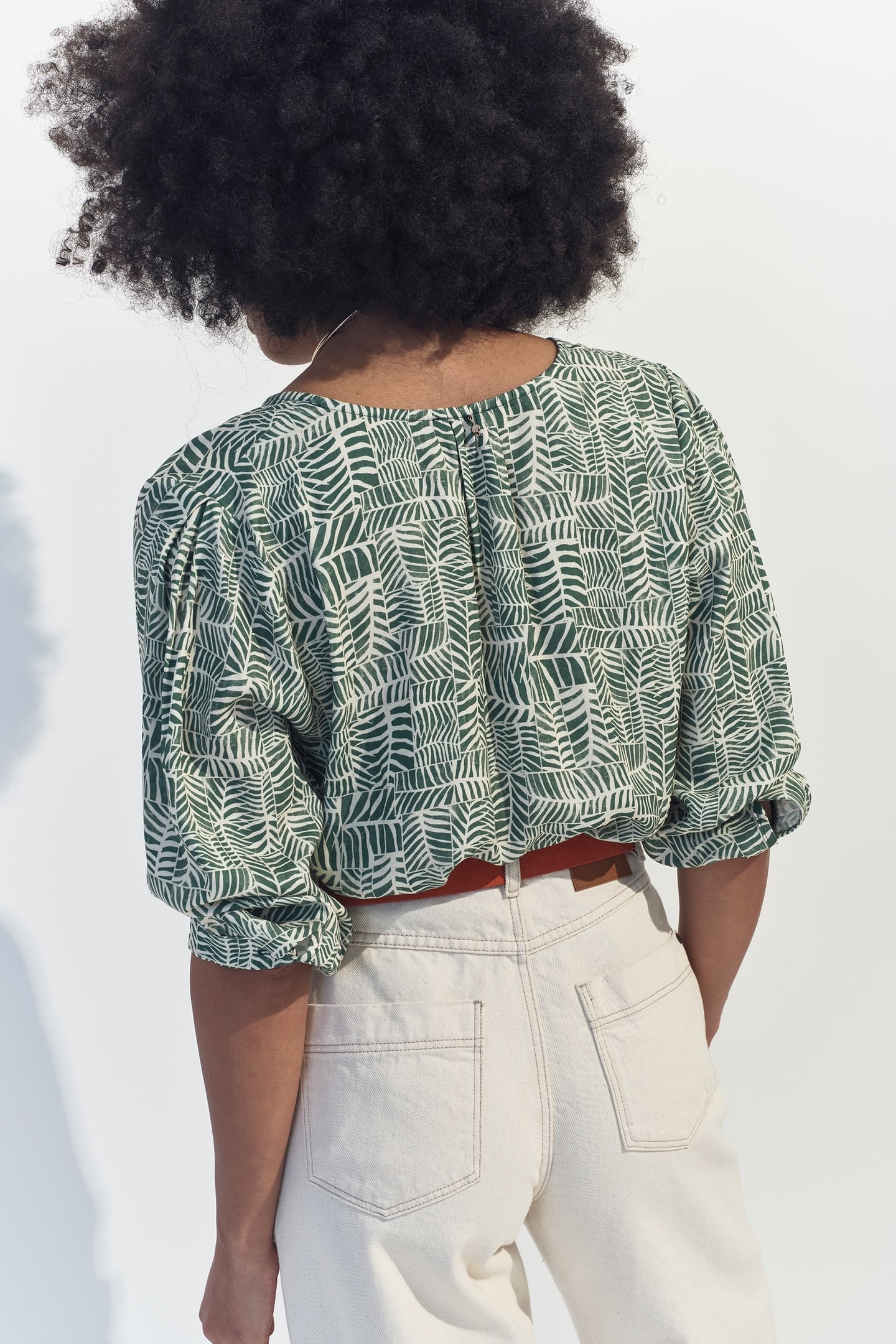 CASSIA - GREEN BLOUSE WITH TROPICAL CHIC PRINT 3