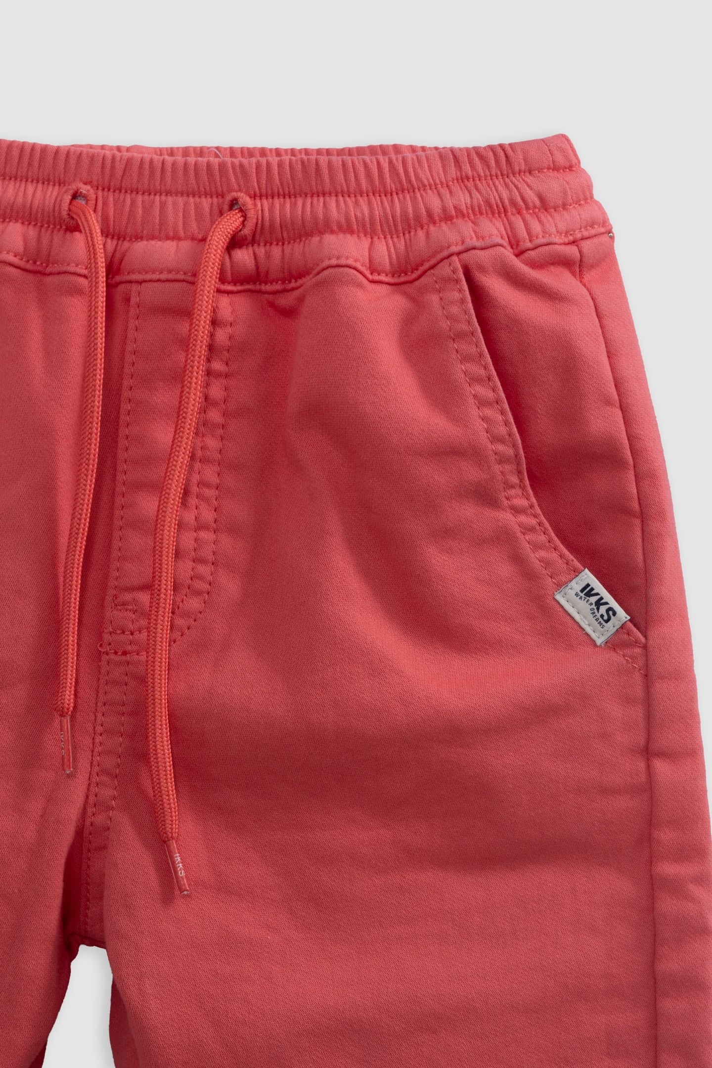 LOOSE RED KNITTED BERMUDA SHORTS 3